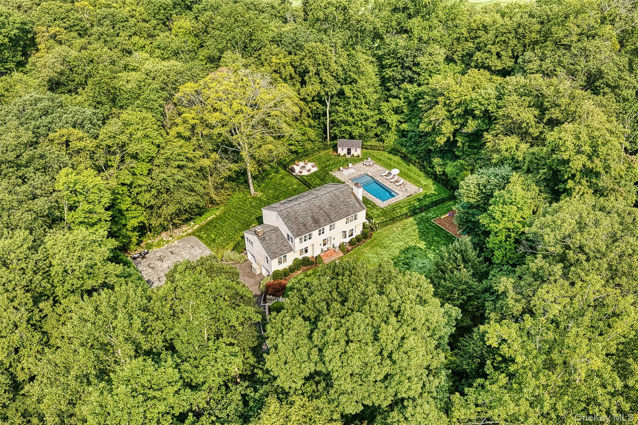 115 Fairway Drive, Stamford, CT, 4 Bedrooms Bedrooms, 10 Rooms Rooms,2 BathroomsBathrooms,Residential,For Rent,Fairway,0,1041968 115 Fairway Drive, Stamford, CT, 4 Bedrooms Bedrooms, 10 Rooms Rooms,2 BathroomsBathrooms,Residential,For Rent,Fairway,0,1041968