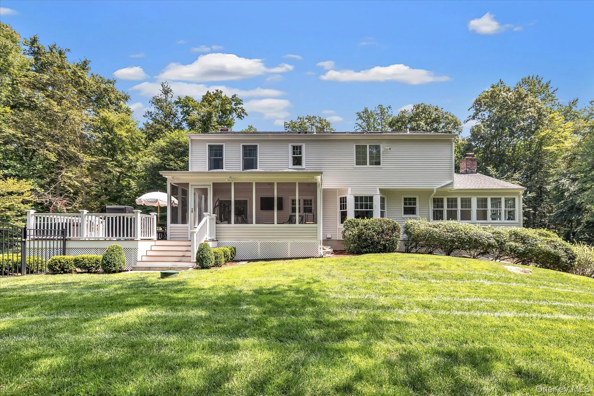 115 Fairway Drive, Stamford, CT, 4 Bedrooms Bedrooms, 10 Rooms Rooms,2 BathroomsBathrooms,Residential,For Rent,Fairway,0,1041968 115 Fairway Drive, Stamford, CT, 4 Bedrooms Bedrooms, 10 Rooms Rooms,2 BathroomsBathrooms,Residential,For Rent,Fairway,0,1041968