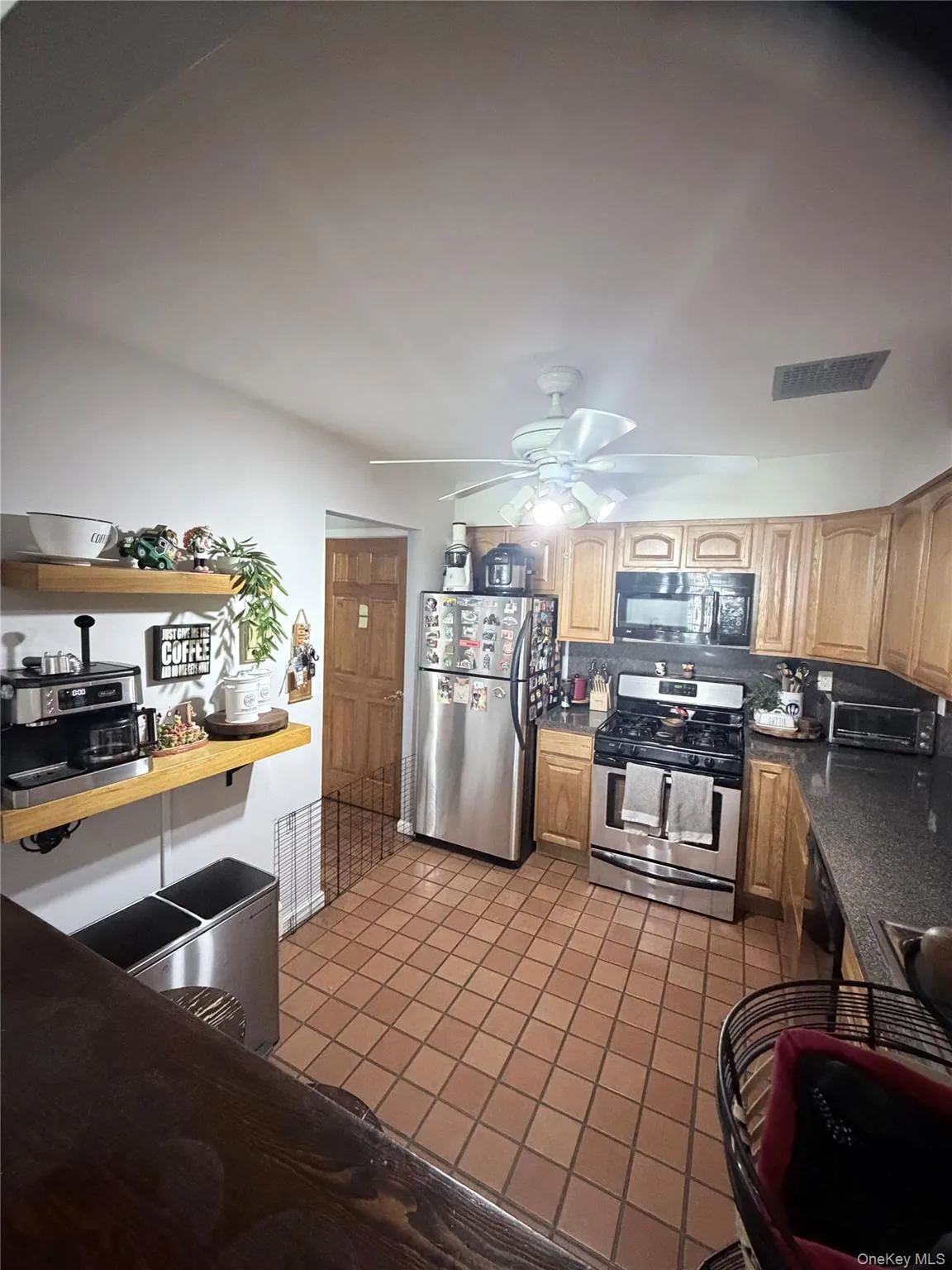 120-09 Ketch Court, New York, NY, 4 Bedrooms Bedrooms, 12 Rooms Rooms,3 BathroomsBathrooms,Residential,For Rent,Ketch,0,1041970 120-09 Ketch Court, New York, NY, 4 Bedrooms Bedrooms, 12 Rooms Rooms,3 BathroomsBathrooms,Residential,For Rent,Ketch,0,1041970