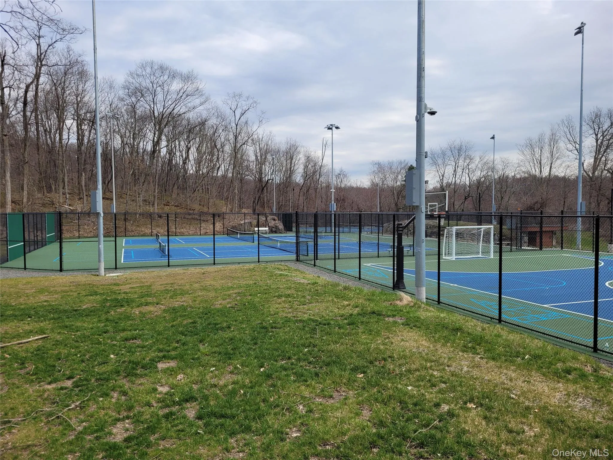 Pickleball, tennis & basketball courts for residents... Pickleball, tennis & basketball courts for residents...
