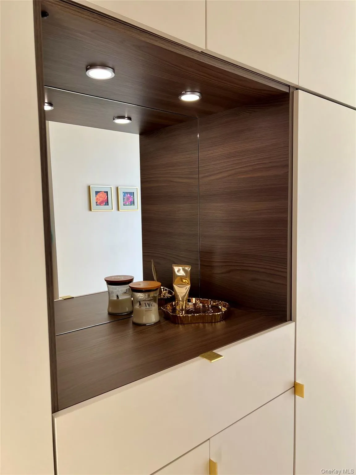 20 West Street, New York, NY, 2 Room Rooms,1 BathroomBathrooms,Residential Lease,For Rent,West,0,1041981 20 West Street, New York, NY, 2 Room Rooms,1 BathroomBathrooms,Residential Lease,For Rent,West,0,1041981