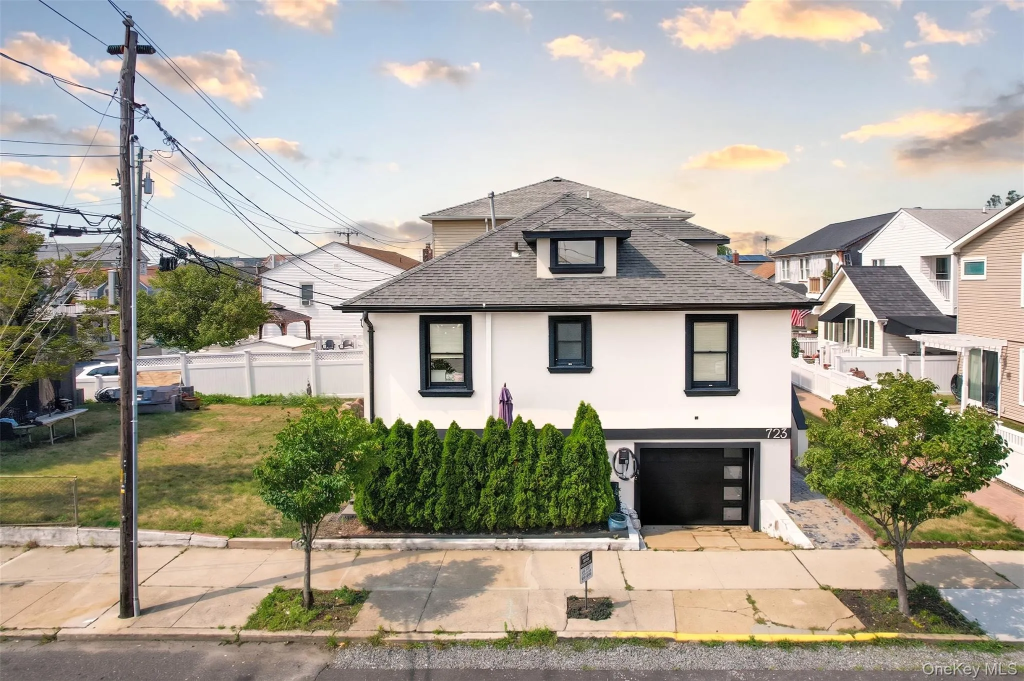 723 Olive Street, Long Beach, NY, 4 Bedrooms Bedrooms, 8 Rooms Rooms,2 BathroomsBathrooms,Residential,For Rent,Olive,0,1041983 723 Olive Street, Long Beach, NY, 4 Bedrooms Bedrooms, 8 Rooms Rooms,2 BathroomsBathrooms,Residential,For Rent,Olive,0,1041983