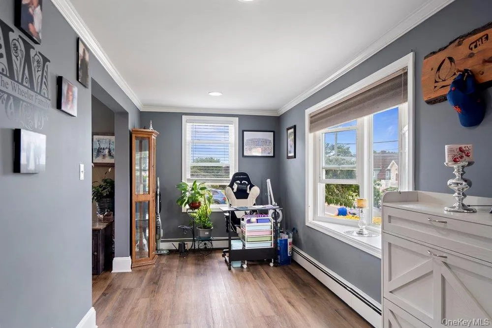 183 Horton Avenue, Hempstead, NY, 3 Bedrooms Bedrooms, 7 Rooms Rooms,1 BathroomBathrooms,Residential,For Rent,Horton,0,1041991 183 Horton Avenue, Hempstead, NY, 3 Bedrooms Bedrooms, 7 Rooms Rooms,1 BathroomBathrooms,Residential,For Rent,Horton,0,1041991