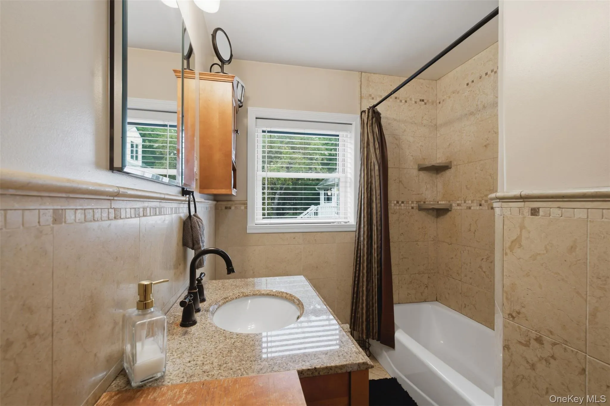 8 Arbutus Street, Putnam Valley, NY, 2 Bedrooms Bedrooms, 6 Rooms Rooms,2 BathroomsBathrooms,Residential,For Rent,Arbutus,0,1041992 8 Arbutus Street, Putnam Valley, NY, 2 Bedrooms Bedrooms, 6 Rooms Rooms,2 BathroomsBathrooms,Residential,For Rent,Arbutus,0,1041992