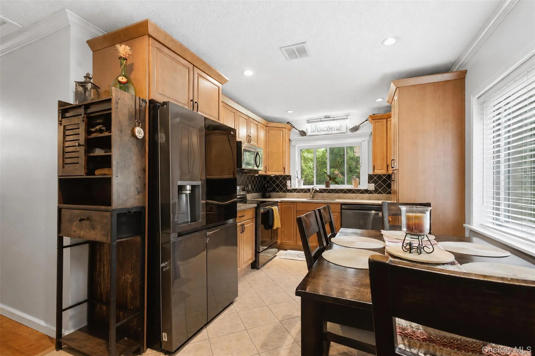 8 Arbutus Street, Putnam Valley, NY, 2 Bedrooms Bedrooms, 6 Rooms Rooms,2 BathroomsBathrooms,Residential,For Rent,Arbutus,0,1041992 8 Arbutus Street, Putnam Valley, NY, 2 Bedrooms Bedrooms, 6 Rooms Rooms,2 BathroomsBathrooms,Residential,For Rent,Arbutus,0,1041992