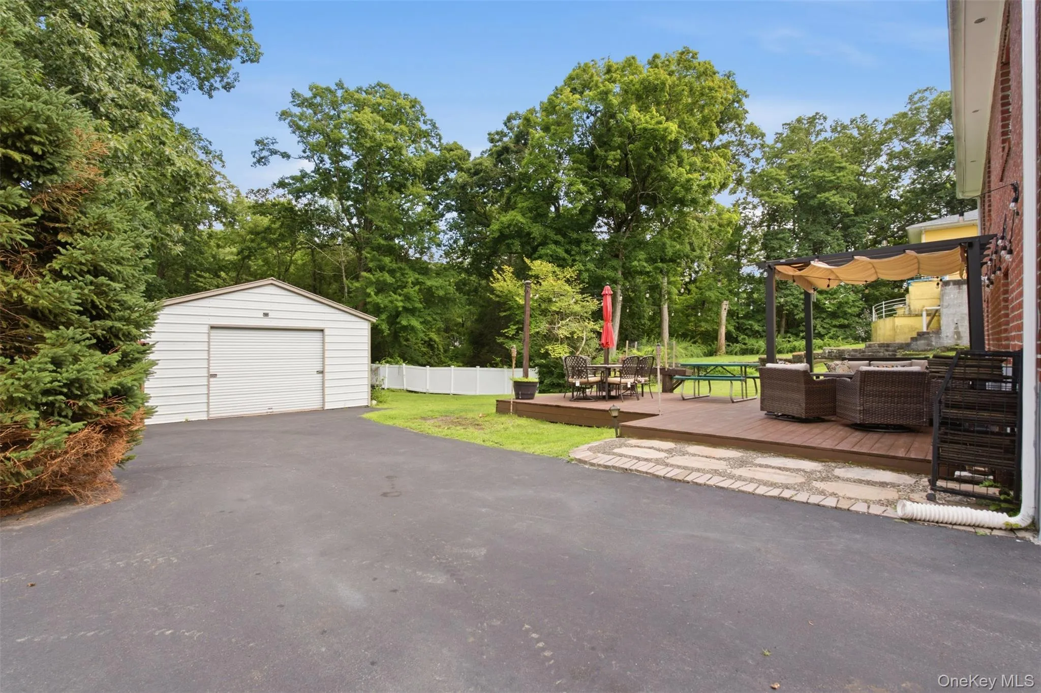 8 Arbutus Street, Putnam Valley, NY, 2 Bedrooms Bedrooms, 6 Rooms Rooms,2 BathroomsBathrooms,Residential,For Rent,Arbutus,0,1041992 8 Arbutus Street, Putnam Valley, NY, 2 Bedrooms Bedrooms, 6 Rooms Rooms,2 BathroomsBathrooms,Residential,For Rent,Arbutus,0,1041992