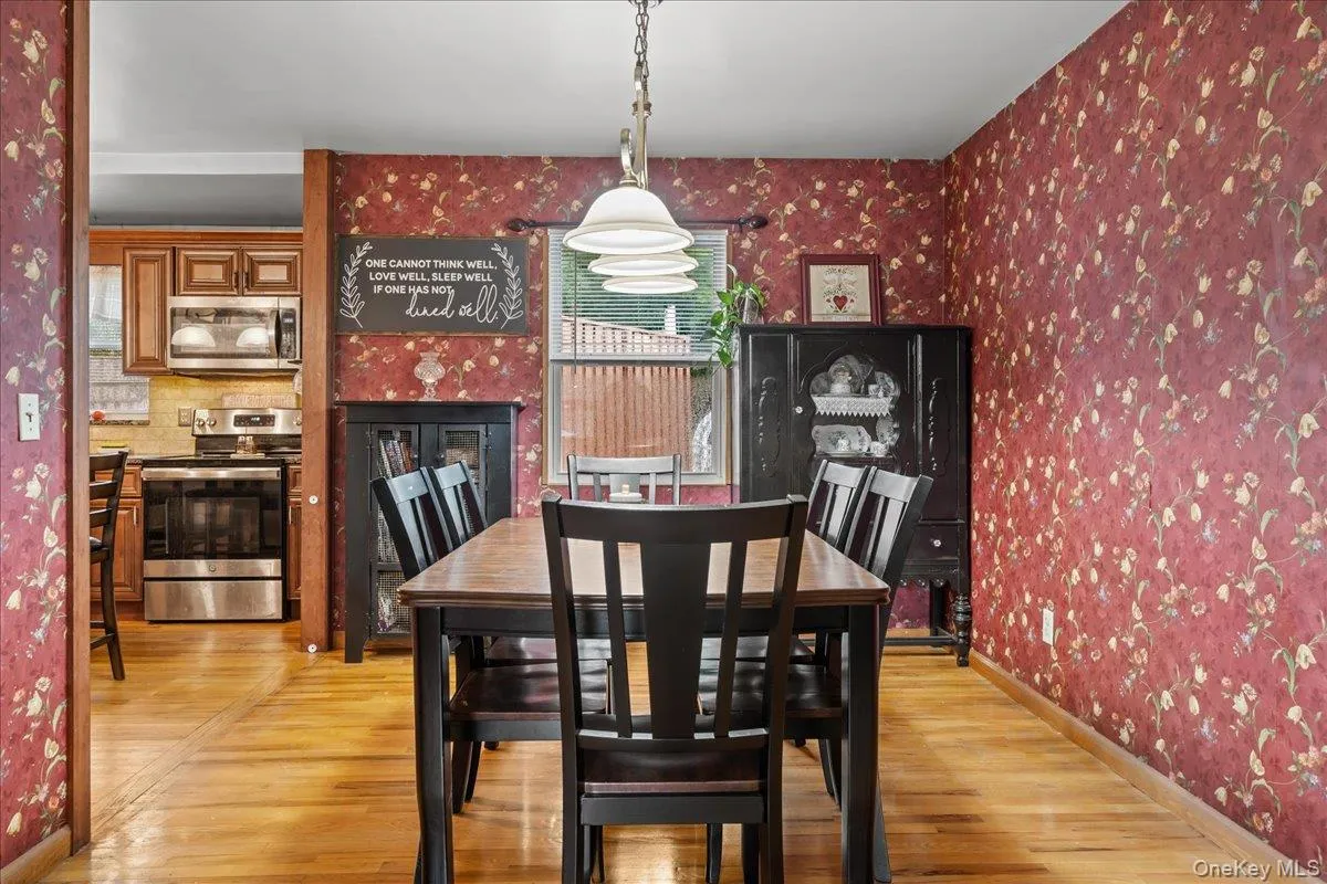 Formal Dining room Formal Dining room