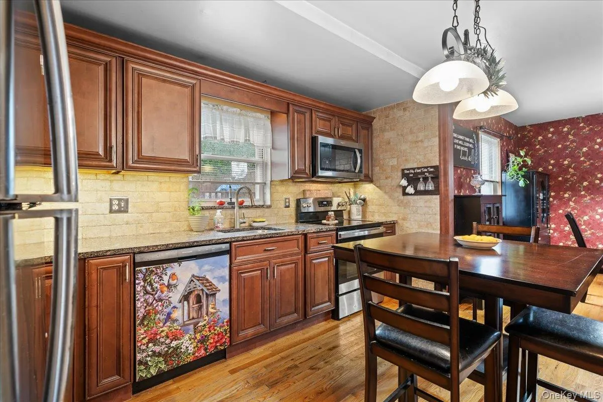 7 Laura Road, Monroe, NY, 4 Bedrooms Bedrooms, 10 Rooms Rooms,2 BathroomsBathrooms,Residential,For Rent,Laura,0,1041995 7 Laura Road, Monroe, NY, 4 Bedrooms Bedrooms, 10 Rooms Rooms,2 BathroomsBathrooms,Residential,For Rent,Laura,0,1041995