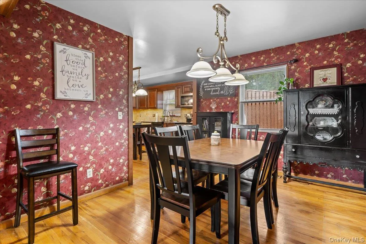 7 Laura Road, Monroe, NY, 4 Bedrooms Bedrooms, 10 Rooms Rooms,2 BathroomsBathrooms,Residential,For Rent,Laura,0,1041995 7 Laura Road, Monroe, NY, 4 Bedrooms Bedrooms, 10 Rooms Rooms,2 BathroomsBathrooms,Residential,For Rent,Laura,0,1041995