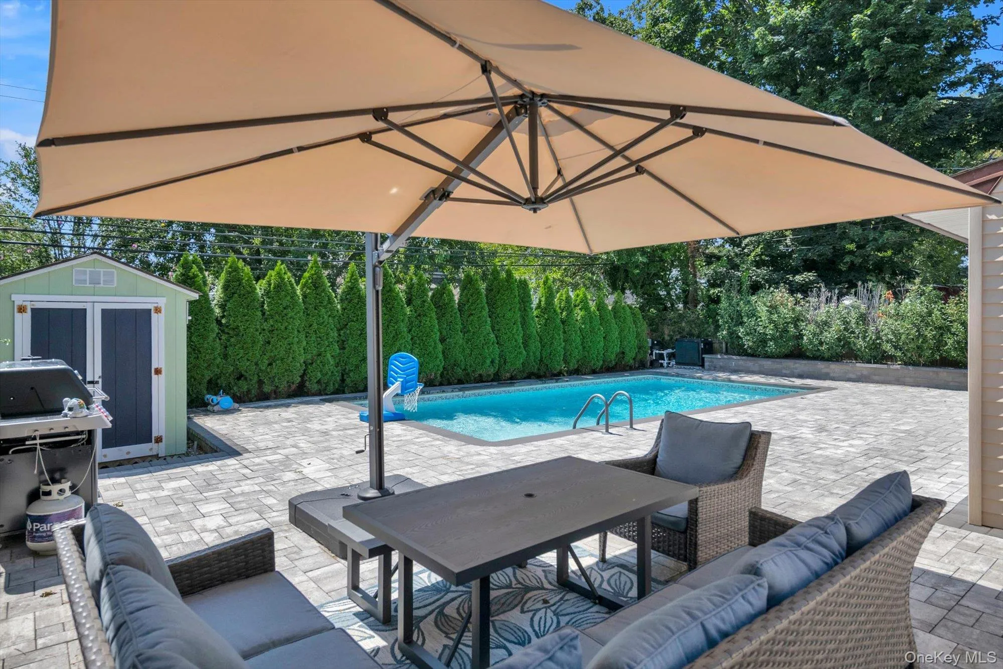 11 Sprucewood Drive, Hempstead, NY, 4 Bedrooms Bedrooms, 9 Rooms Rooms,2 BathroomsBathrooms,Residential,For Rent,Sprucewood,0,1042000 11 Sprucewood Drive, Hempstead, NY, 4 Bedrooms Bedrooms, 9 Rooms Rooms,2 BathroomsBathrooms,Residential,For Rent,Sprucewood,0,1042000