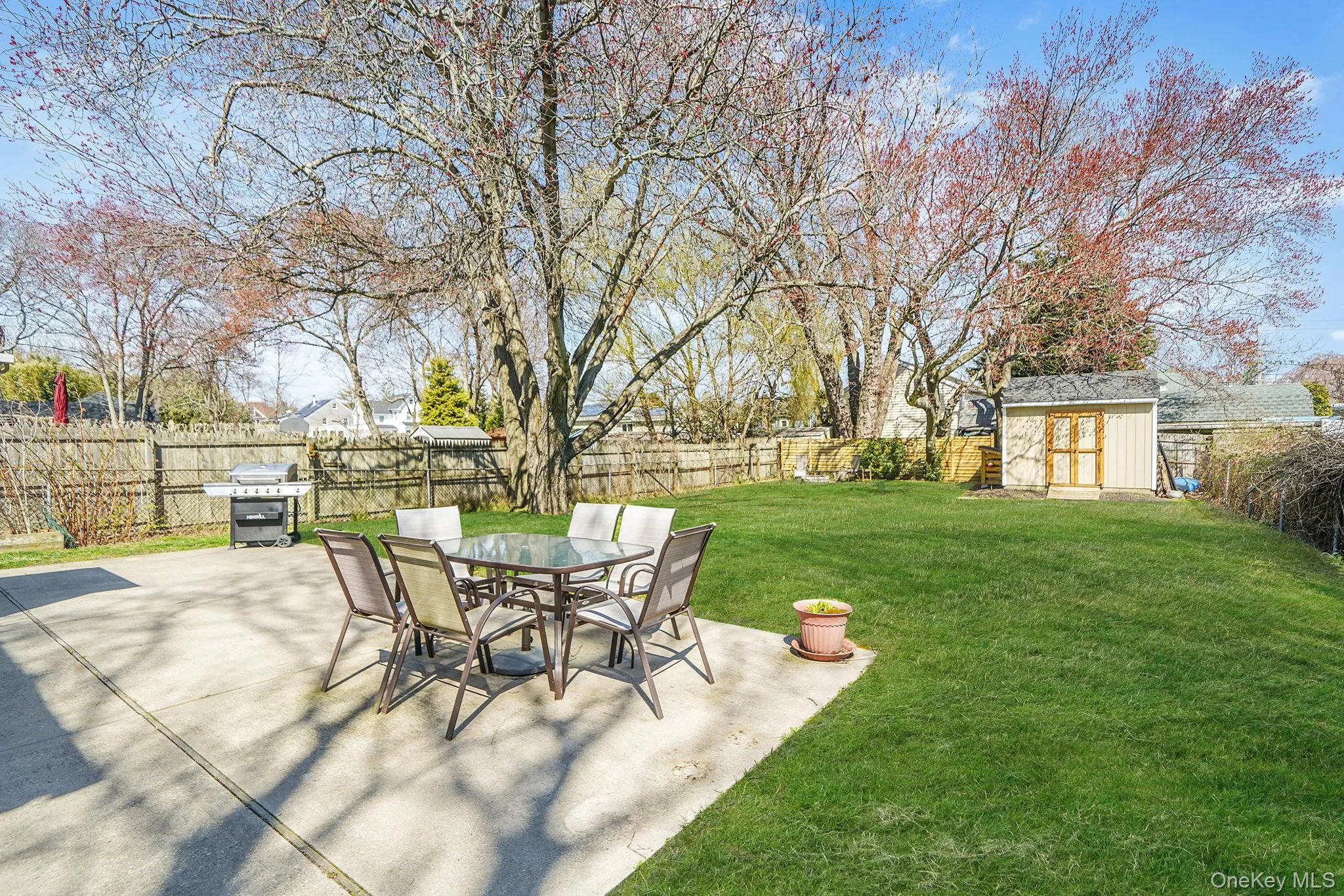 35 Thorburn Avenue, Brookhaven, NY, 2 Bedrooms Bedrooms, 5 Rooms Rooms,1 BathroomBathrooms,Residential,For Rent,Thorburn,0,1042002 35 Thorburn Avenue, Brookhaven, NY, 2 Bedrooms Bedrooms, 5 Rooms Rooms,1 BathroomBathrooms,Residential,For Rent,Thorburn,0,1042002