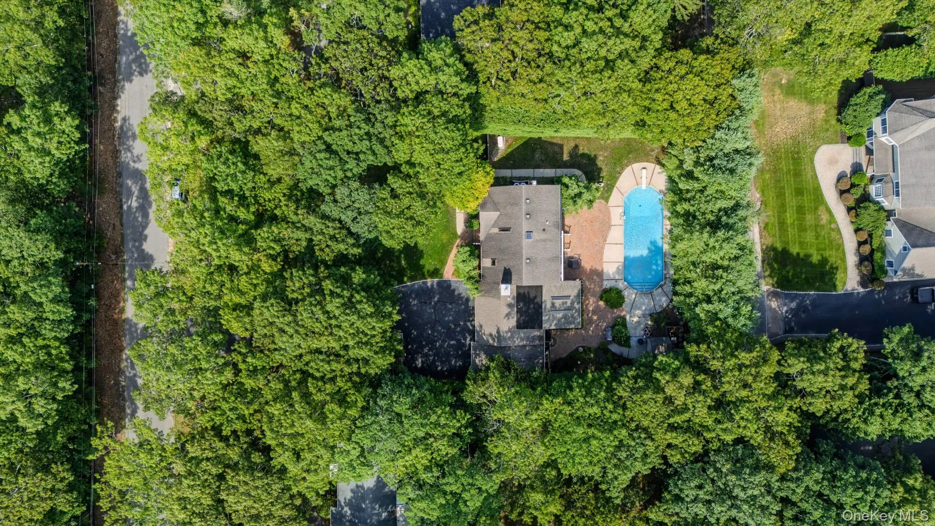 10 Landing Road, Southampton, NY, 4 Bedrooms Bedrooms, 7 Rooms Rooms,2 BathroomsBathrooms,Residential,For Rent,Landing,0,1042004 10 Landing Road, Southampton, NY, 4 Bedrooms Bedrooms, 7 Rooms Rooms,2 BathroomsBathrooms,Residential,For Rent,Landing,0,1042004