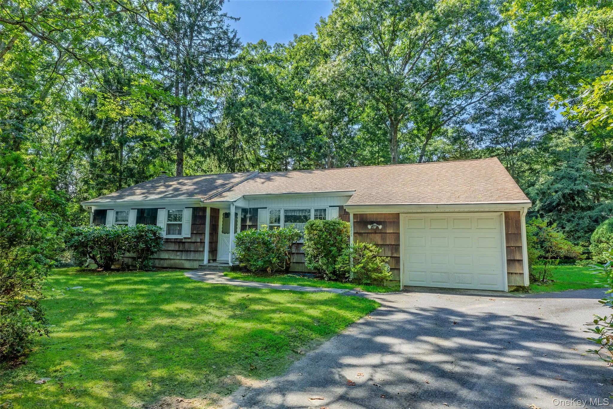 2625 Great Peconic Bay Boulevard, Southold, NY, 3 Bedrooms Bedrooms, 8 Rooms Rooms,2 BathroomsBathrooms,Residential,For Rent,Great Peconic Bay,0,1042007 2625 Great Peconic Bay Boulevard, Southold, NY, 3 Bedrooms Bedrooms, 8 Rooms Rooms,2 BathroomsBathrooms,Residential,For Rent,Great Peconic Bay,0,1042007