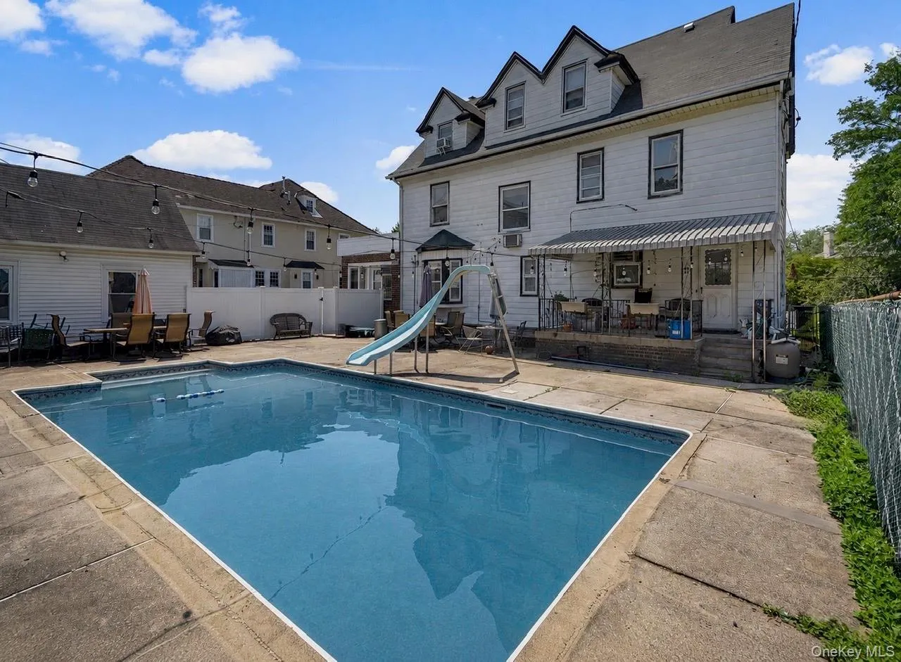 In-ground Pool In-ground Pool
