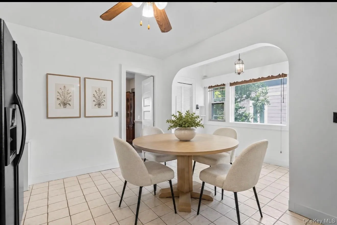 11 Winfield Avenue, Mount Vernon, NY, 5 Bedrooms Bedrooms, 13 Rooms Rooms,3 BathroomsBathrooms,Residential,For Rent,Winfield,0,1042010 11 Winfield Avenue, Mount Vernon, NY, 5 Bedrooms Bedrooms, 13 Rooms Rooms,3 BathroomsBathrooms,Residential,For Rent,Winfield,0,1042010