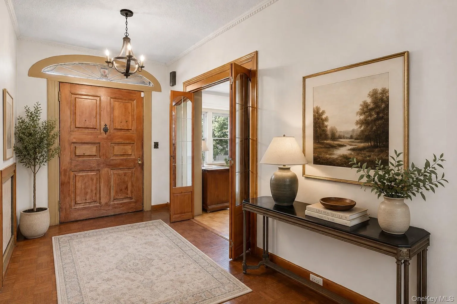 Welcoming Entry Foyer Welcoming Entry Foyer