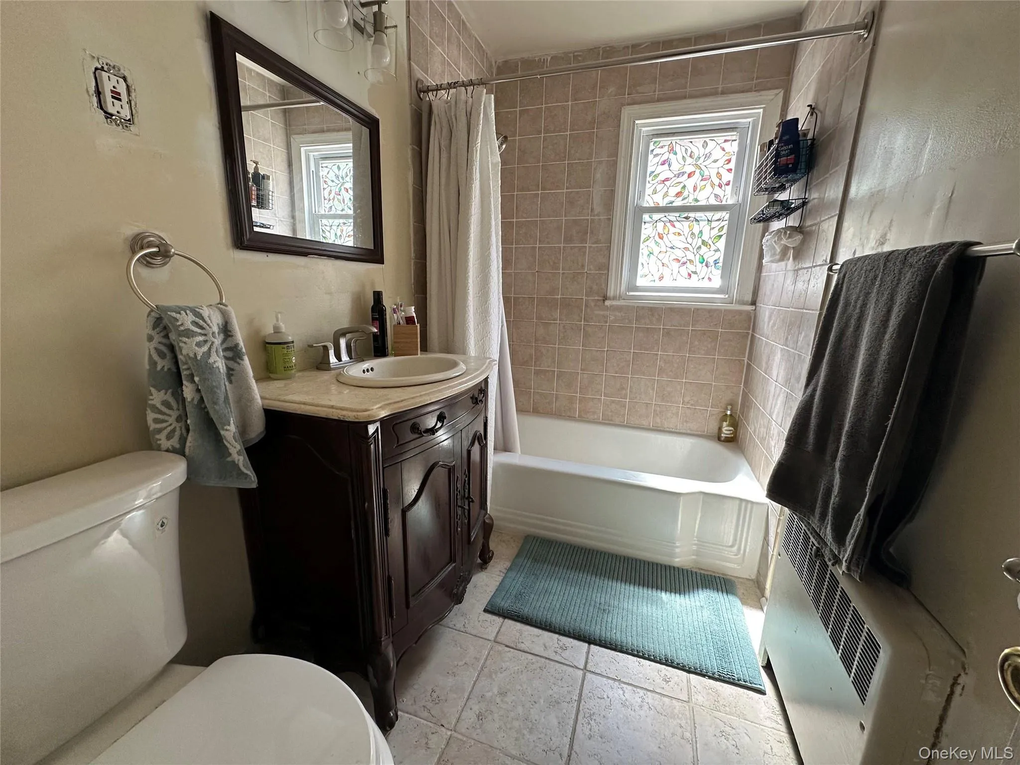 20 Blackburn Avenue, Beacon, NY, 3 Bedrooms Bedrooms, 5 Rooms Rooms,2 BathroomsBathrooms,Residential Lease,For Rent,Blackburn,0,1042011 20 Blackburn Avenue, Beacon, NY, 3 Bedrooms Bedrooms, 5 Rooms Rooms,2 BathroomsBathrooms,Residential Lease,For Rent,Blackburn,0,1042011