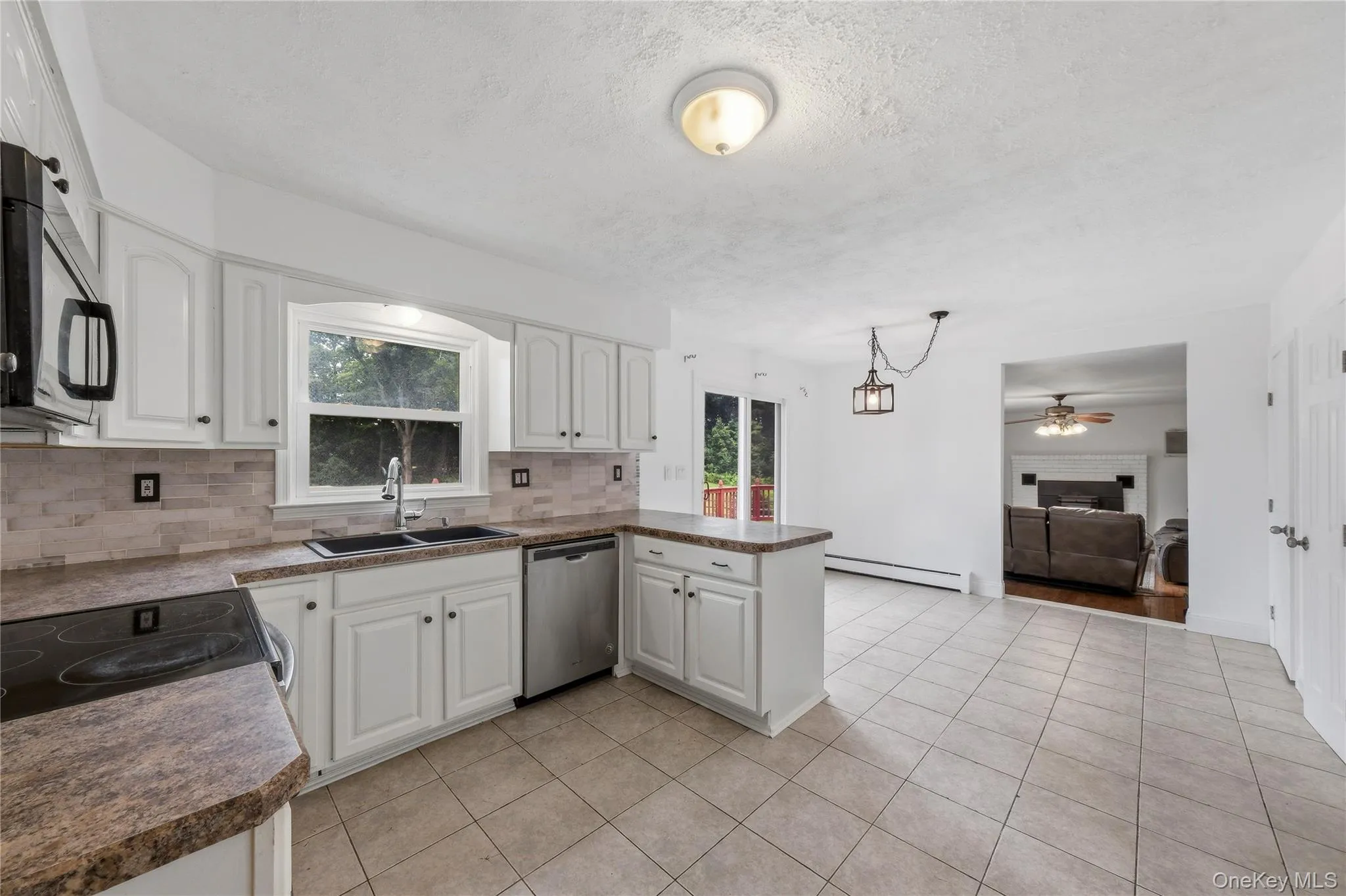 2 Pellbridge Drive, East Fishkill, NY, 5 Bedrooms Bedrooms, 5 Rooms Rooms,3 BathroomsBathrooms,Residential,For Rent,Pellbridge,0,1042013 2 Pellbridge Drive, East Fishkill, NY, 5 Bedrooms Bedrooms, 5 Rooms Rooms,3 BathroomsBathrooms,Residential,For Rent,Pellbridge,0,1042013