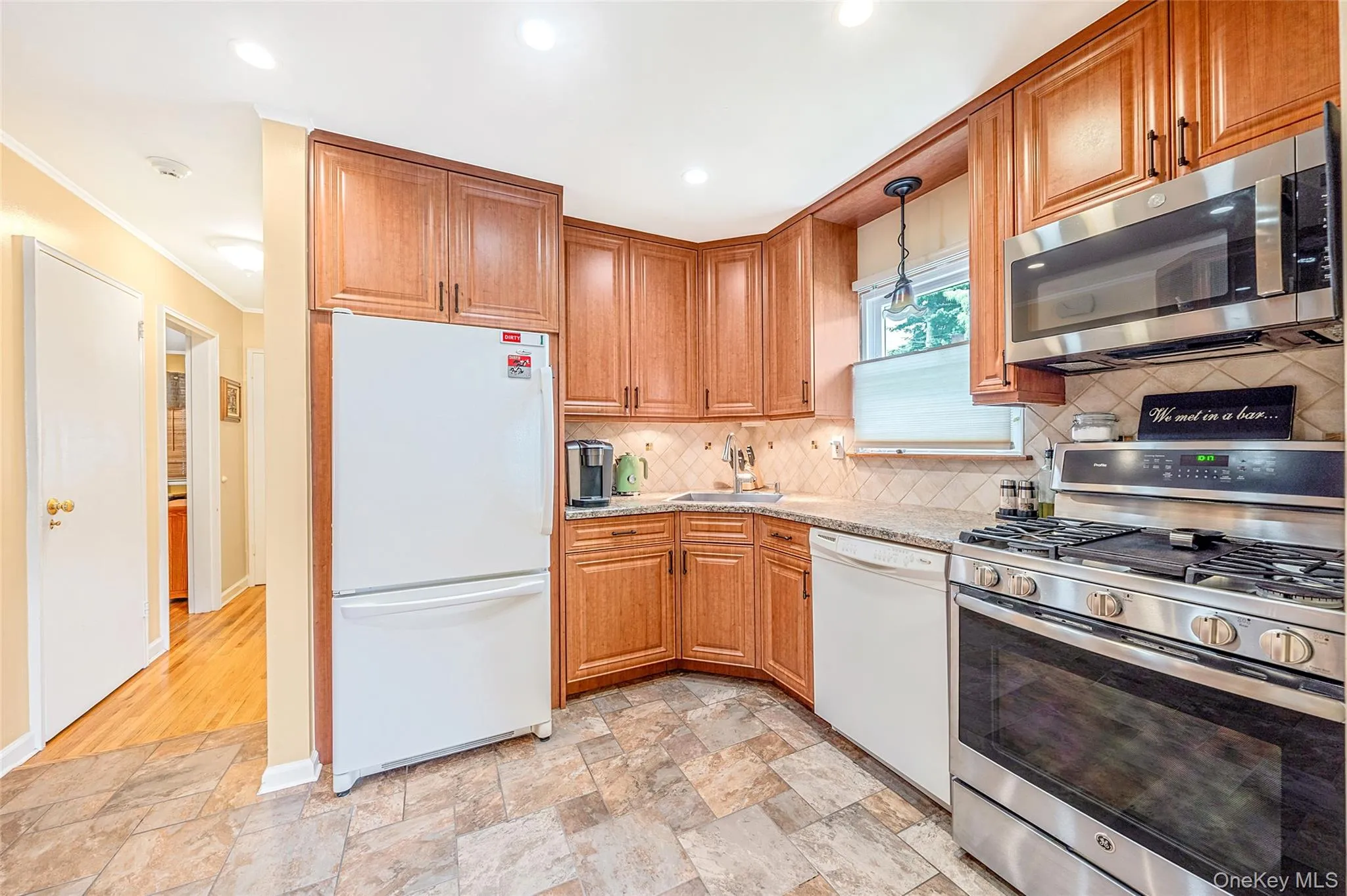 4137 247th Street, New York, NY, 4 Bedrooms Bedrooms, 7 Rooms Rooms,2 BathroomsBathrooms,Residential,For Rent,247th,0,1042015 4137 247th Street, New York, NY, 4 Bedrooms Bedrooms, 7 Rooms Rooms,2 BathroomsBathrooms,Residential,For Rent,247th,0,1042015