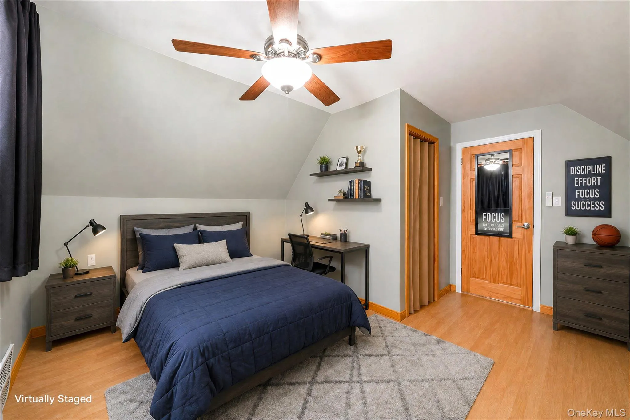 4137 247th Street, New York, NY, 4 Bedrooms Bedrooms, 7 Rooms Rooms,2 BathroomsBathrooms,Residential,For Rent,247th,0,1042015 4137 247th Street, New York, NY, 4 Bedrooms Bedrooms, 7 Rooms Rooms,2 BathroomsBathrooms,Residential,For Rent,247th,0,1042015