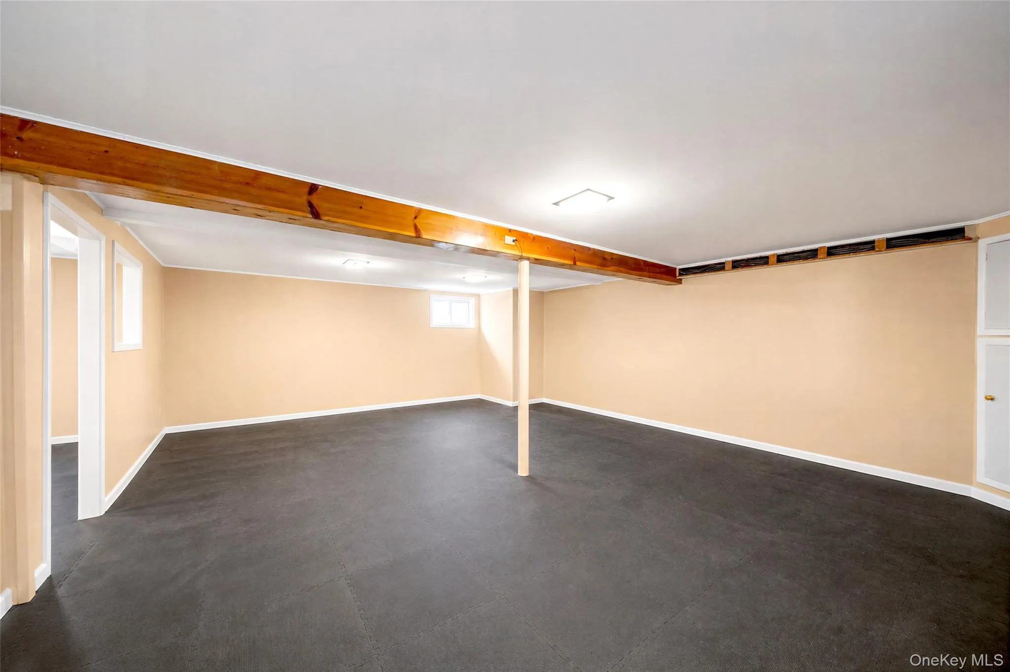 4137 247th Street, New York, NY, 4 Bedrooms Bedrooms, 7 Rooms Rooms,2 BathroomsBathrooms,Residential,For Rent,247th,0,1042015 4137 247th Street, New York, NY, 4 Bedrooms Bedrooms, 7 Rooms Rooms,2 BathroomsBathrooms,Residential,For Rent,247th,0,1042015