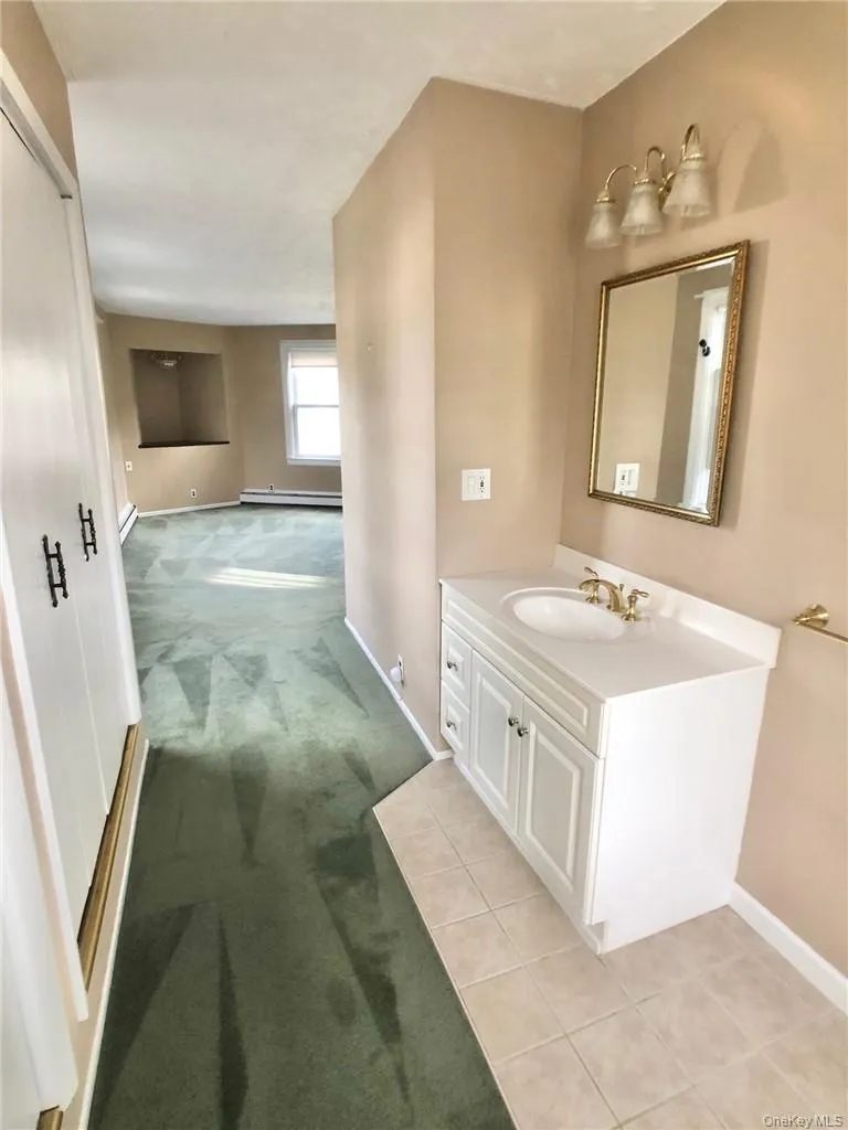 72 Stewart Avenue, Eastchester, NY, 3 Bedrooms Bedrooms, 7 Rooms Rooms,2 BathroomsBathrooms,Residential Lease,For Rent,Stewart,0,1042016 72 Stewart Avenue, Eastchester, NY, 3 Bedrooms Bedrooms, 7 Rooms Rooms,2 BathroomsBathrooms,Residential Lease,For Rent,Stewart,0,1042016