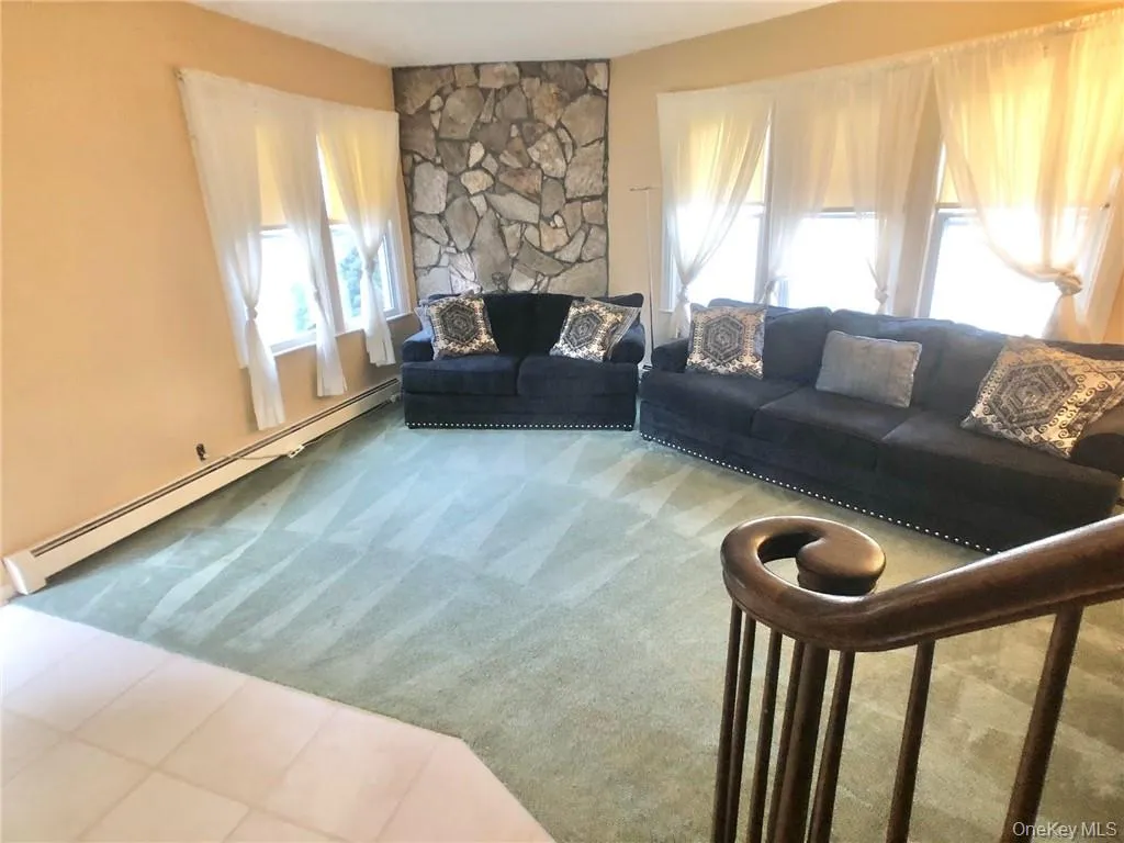 72 Stewart Avenue, Eastchester, NY, 3 Bedrooms Bedrooms, 7 Rooms Rooms,2 BathroomsBathrooms,Residential Lease,For Rent,Stewart,0,1042016 72 Stewart Avenue, Eastchester, NY, 3 Bedrooms Bedrooms, 7 Rooms Rooms,2 BathroomsBathrooms,Residential Lease,For Rent,Stewart,0,1042016