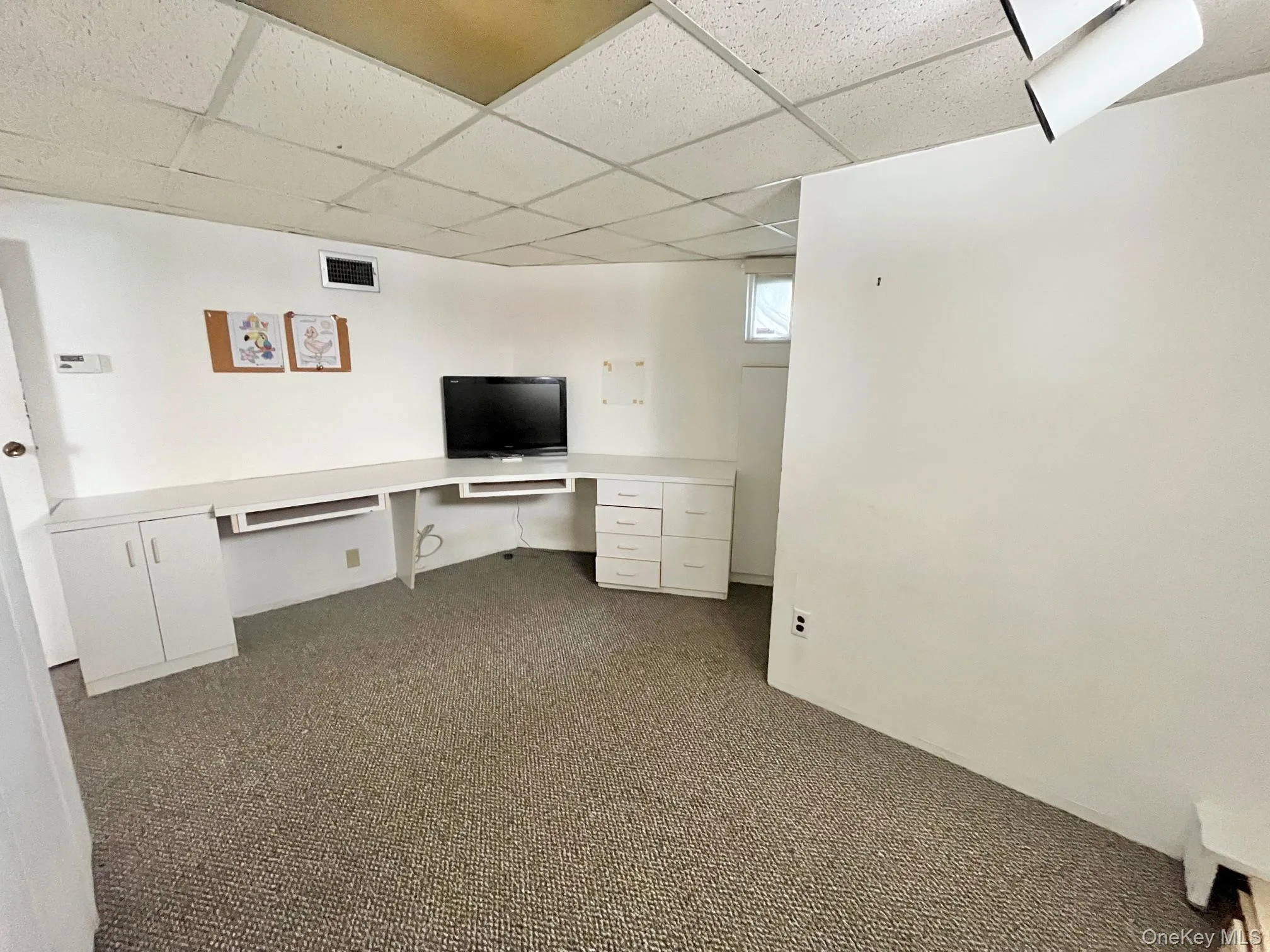 72 Stewart Avenue, Eastchester, NY, 3 Bedrooms Bedrooms, 7 Rooms Rooms,2 BathroomsBathrooms,Residential Lease,For Rent,Stewart,0,1042016 72 Stewart Avenue, Eastchester, NY, 3 Bedrooms Bedrooms, 7 Rooms Rooms,2 BathroomsBathrooms,Residential Lease,For Rent,Stewart,0,1042016