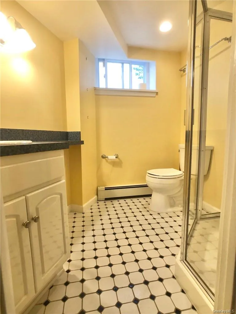 72 Stewart Avenue, Eastchester, NY, 3 Bedrooms Bedrooms, 7 Rooms Rooms,2 BathroomsBathrooms,Residential Lease,For Rent,Stewart,0,1042016 72 Stewart Avenue, Eastchester, NY, 3 Bedrooms Bedrooms, 7 Rooms Rooms,2 BathroomsBathrooms,Residential Lease,For Rent,Stewart,0,1042016