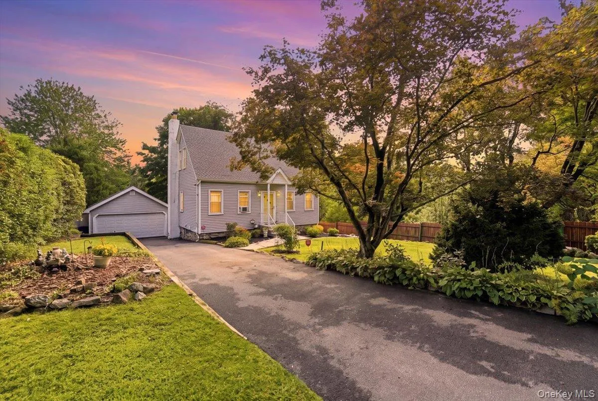 9 Lawrence Drive, Patterson, NY, 3 Bedrooms Bedrooms, 6 Rooms Rooms,2 BathroomsBathrooms,Residential,For Rent,Lawrence,0,1042018 9 Lawrence Drive, Patterson, NY, 3 Bedrooms Bedrooms, 6 Rooms Rooms,2 BathroomsBathrooms,Residential,For Rent,Lawrence,0,1042018