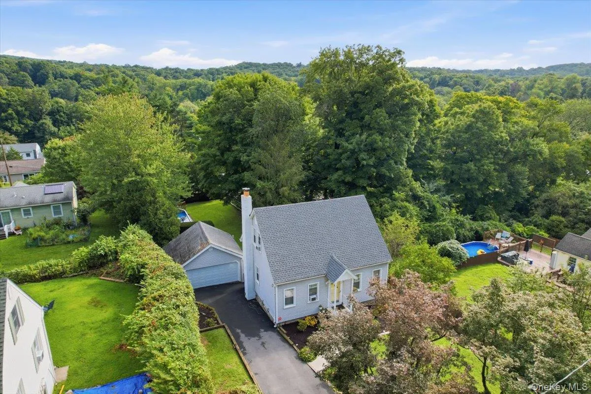 9 Lawrence Drive, Patterson, NY, 3 Bedrooms Bedrooms, 6 Rooms Rooms,2 BathroomsBathrooms,Residential,For Rent,Lawrence,0,1042018 9 Lawrence Drive, Patterson, NY, 3 Bedrooms Bedrooms, 6 Rooms Rooms,2 BathroomsBathrooms,Residential,For Rent,Lawrence,0,1042018