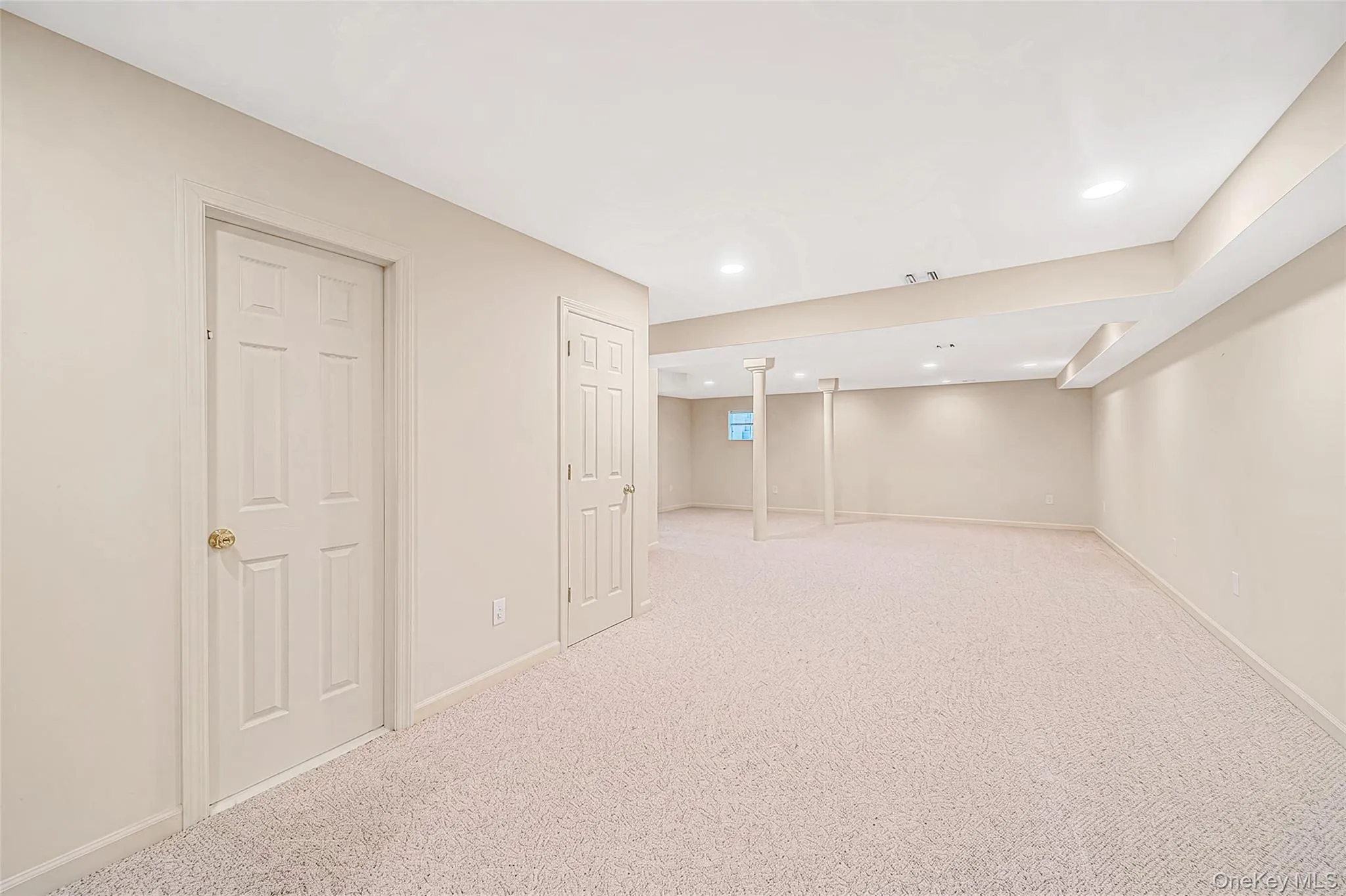 602 Bardini Drive, Huntington, NY, 2 Bedrooms Bedrooms, 9 Rooms Rooms,3 BathroomsBathrooms,Residential,For Rent,Bardini,0,1042025 602 Bardini Drive, Huntington, NY, 2 Bedrooms Bedrooms, 9 Rooms Rooms,3 BathroomsBathrooms,Residential,For Rent,Bardini,0,1042025