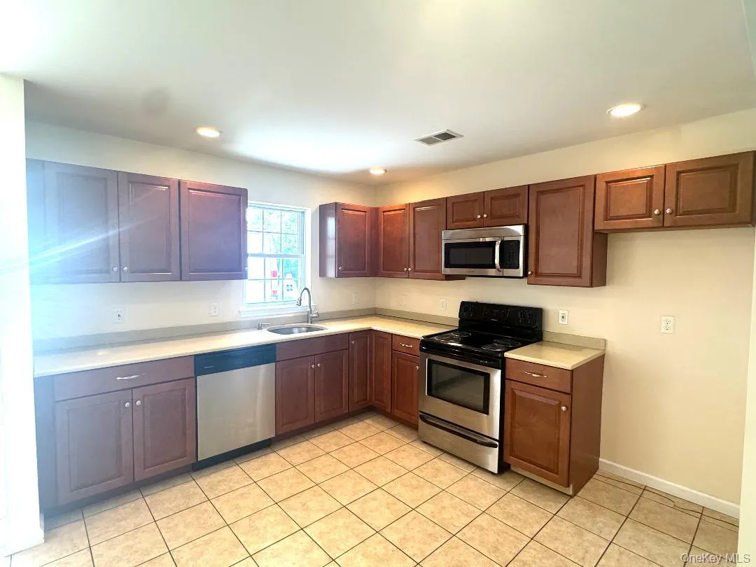 794 South St., Plattekill, NY, 2 Bedrooms Bedrooms, 6 Rooms Rooms,2 BathroomsBathrooms,Residential Lease,For Rent,South St.,0,1042026 794 South St., Plattekill, NY, 2 Bedrooms Bedrooms, 6 Rooms Rooms,2 BathroomsBathrooms,Residential Lease,For Rent,South St.,0,1042026