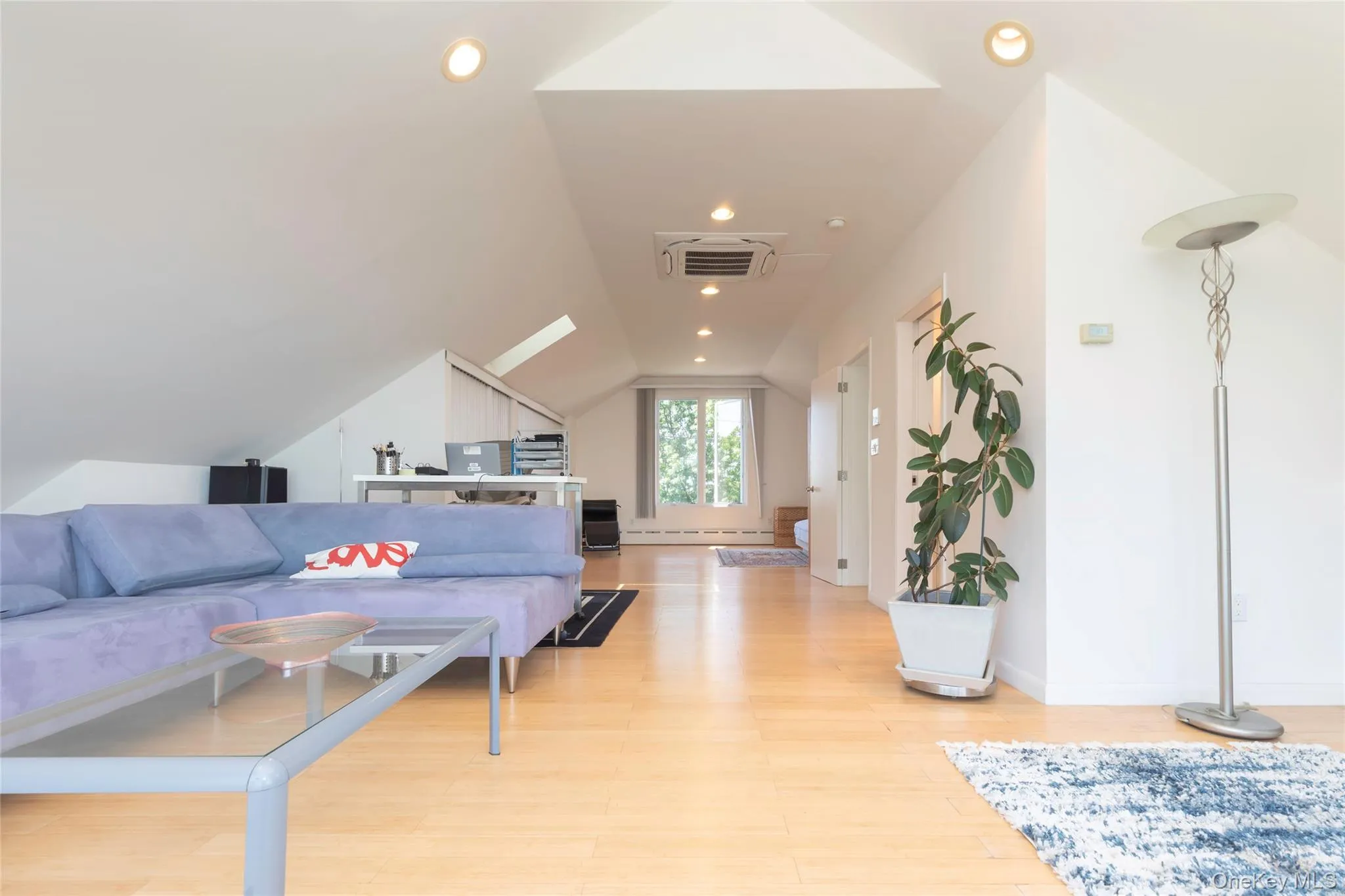 500 Minnieford Avenue, New York, NY, 4 Bedrooms Bedrooms, 7 Rooms Rooms,3 BathroomsBathrooms,Residential,For Rent,Minnieford,0,1042030 500 Minnieford Avenue, New York, NY, 4 Bedrooms Bedrooms, 7 Rooms Rooms,3 BathroomsBathrooms,Residential,For Rent,Minnieford,0,1042030