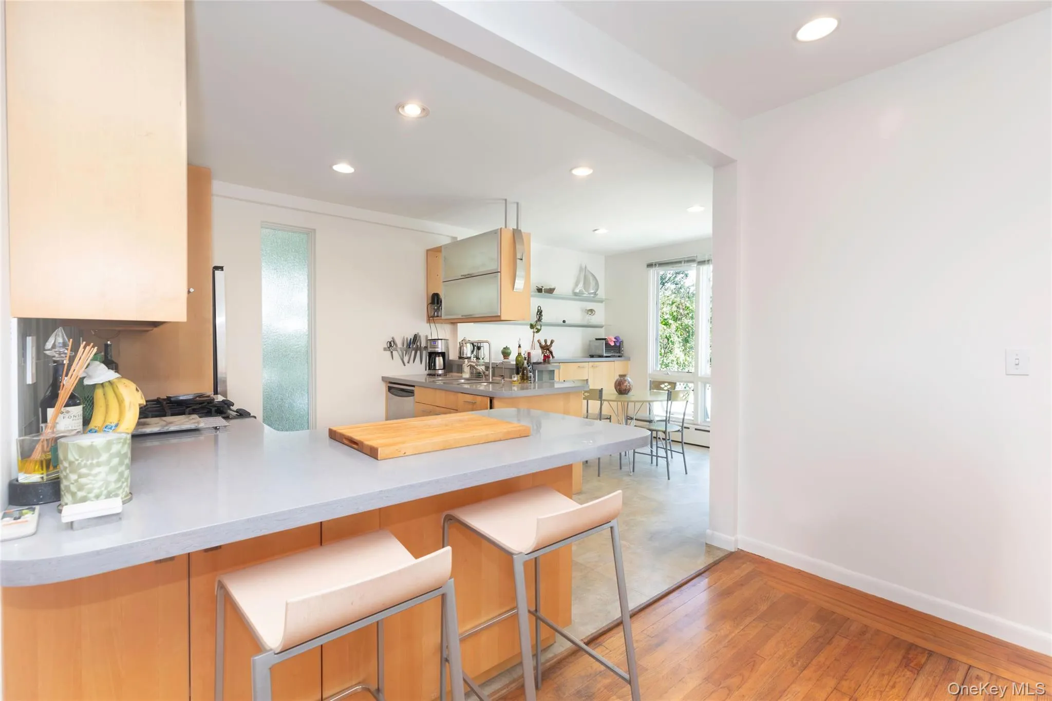 500 Minnieford Avenue, New York, NY, 4 Bedrooms Bedrooms, 7 Rooms Rooms,3 BathroomsBathrooms,Residential,For Rent,Minnieford,0,1042030 500 Minnieford Avenue, New York, NY, 4 Bedrooms Bedrooms, 7 Rooms Rooms,3 BathroomsBathrooms,Residential,For Rent,Minnieford,0,1042030