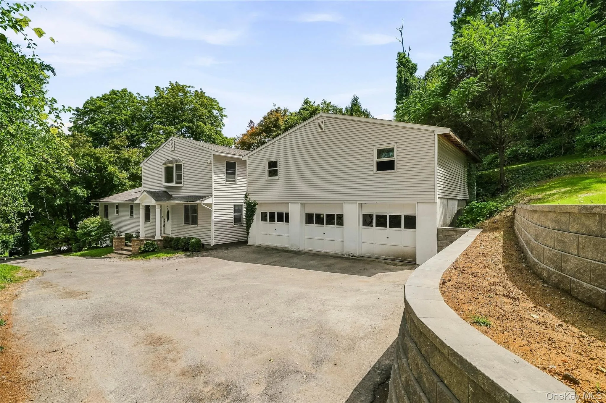 88 Pines Bridge Road, Bedford, NY, 4 Bedrooms Bedrooms, 9 Rooms Rooms,3 BathroomsBathrooms,Residential,For Rent,Pines Bridge,0,1042037 88 Pines Bridge Road, Bedford, NY, 4 Bedrooms Bedrooms, 9 Rooms Rooms,3 BathroomsBathrooms,Residential,For Rent,Pines Bridge,0,1042037