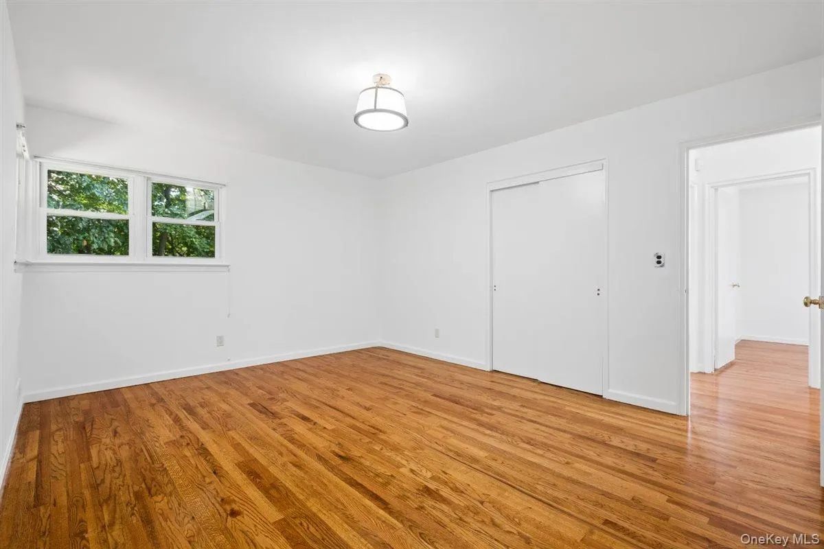 36 Chatham Road, New Rochelle, NY, 3 Bedrooms Bedrooms, 7 Rooms Rooms,2 BathroomsBathrooms,Residential Lease,For Rent,Chatham,0,1042041 36 Chatham Road, New Rochelle, NY, 3 Bedrooms Bedrooms, 7 Rooms Rooms,2 BathroomsBathrooms,Residential Lease,For Rent,Chatham,0,1042041
