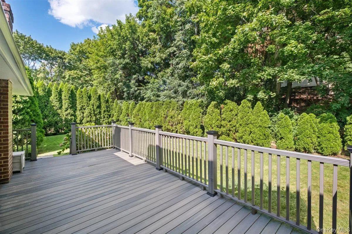 36 Chatham Road, New Rochelle, NY, 3 Bedrooms Bedrooms, 7 Rooms Rooms,2 BathroomsBathrooms,Residential Lease,For Rent,Chatham,0,1042041 36 Chatham Road, New Rochelle, NY, 3 Bedrooms Bedrooms, 7 Rooms Rooms,2 BathroomsBathrooms,Residential Lease,For Rent,Chatham,0,1042041