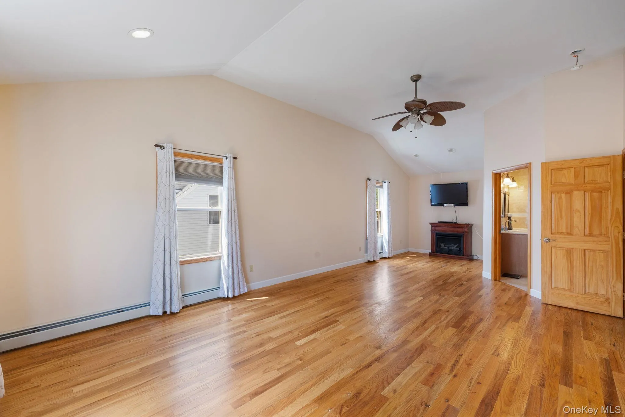 65 Washington Avenue, Orangetown, NY, 4 Bedrooms Bedrooms, 8 Rooms Rooms,3 BathroomsBathrooms,Residential,For Rent,Washington,0,1042043 65 Washington Avenue, Orangetown, NY, 4 Bedrooms Bedrooms, 8 Rooms Rooms,3 BathroomsBathrooms,Residential,For Rent,Washington,0,1042043