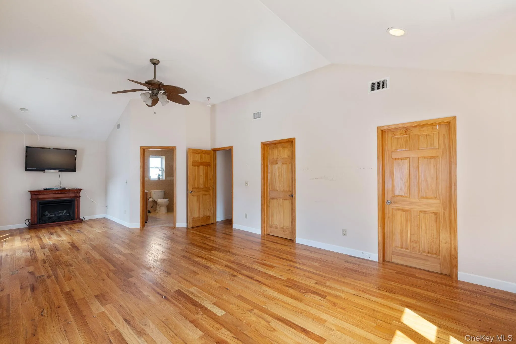 65 Washington Avenue, Orangetown, NY, 4 Bedrooms Bedrooms, 8 Rooms Rooms,3 BathroomsBathrooms,Residential,For Rent,Washington,0,1042043 65 Washington Avenue, Orangetown, NY, 4 Bedrooms Bedrooms, 8 Rooms Rooms,3 BathroomsBathrooms,Residential,For Rent,Washington,0,1042043