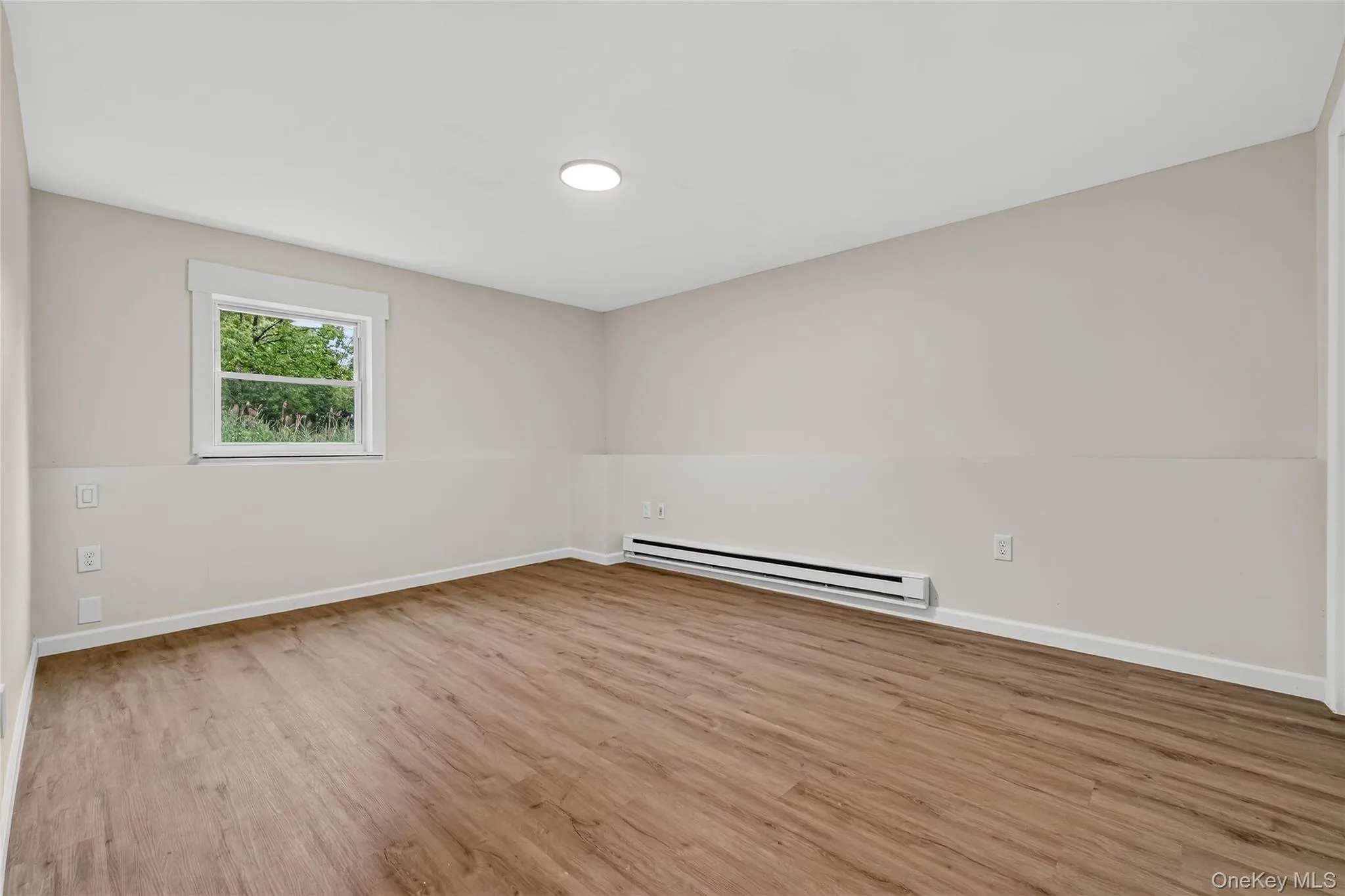 694 State Route 32, Newburgh (town), NY, 3 Bedrooms Bedrooms, 10 Rooms Rooms,2 BathroomsBathrooms,Residential,For Rent,State Route 32,0,1042045 694 State Route 32, Newburgh (town), NY, 3 Bedrooms Bedrooms, 10 Rooms Rooms,2 BathroomsBathrooms,Residential,For Rent,State Route 32,0,1042045