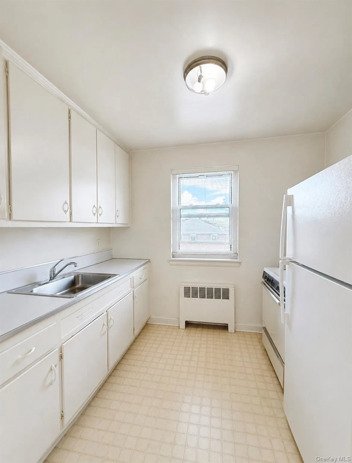 6909 150 Street, New York, NY, 1 Bedroom Bedrooms, 3 Rooms Rooms,1 BathroomBathrooms,Residential,For Rent,150,0,1042049 6909 150 Street, New York, NY, 1 Bedroom Bedrooms, 3 Rooms Rooms,1 BathroomBathrooms,Residential,For Rent,150,0,1042049