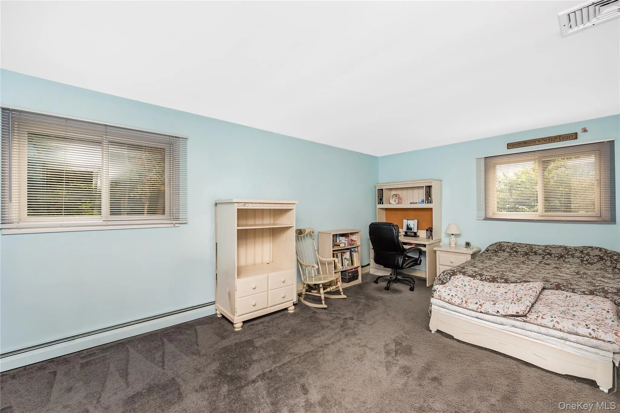 15 Melrose Lane, Smithtown, NY, 4 Bedrooms Bedrooms, 8 Rooms Rooms,2 BathroomsBathrooms,Residential,For Rent,Melrose,0,1042052 15 Melrose Lane, Smithtown, NY, 4 Bedrooms Bedrooms, 8 Rooms Rooms,2 BathroomsBathrooms,Residential,For Rent,Melrose,0,1042052
