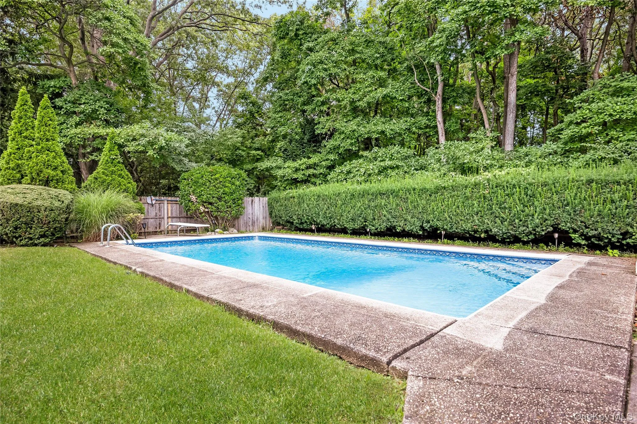 15 Melrose Lane, Smithtown, NY, 4 Bedrooms Bedrooms, 8 Rooms Rooms,2 BathroomsBathrooms,Residential,For Rent,Melrose,0,1042052 15 Melrose Lane, Smithtown, NY, 4 Bedrooms Bedrooms, 8 Rooms Rooms,2 BathroomsBathrooms,Residential,For Rent,Melrose,0,1042052