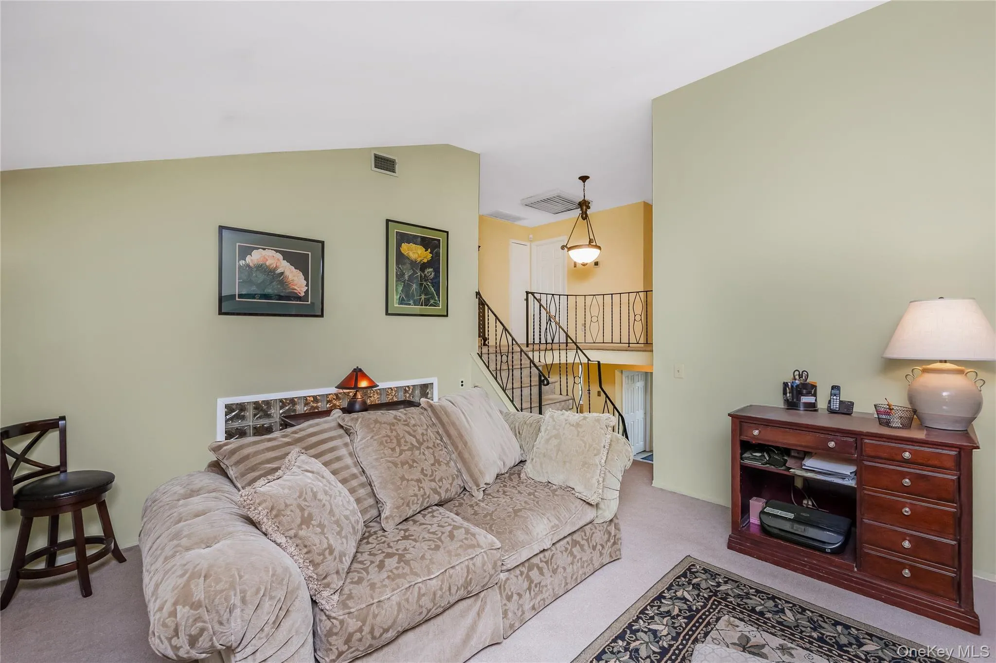 15 Melrose Lane, Smithtown, NY, 4 Bedrooms Bedrooms, 8 Rooms Rooms,2 BathroomsBathrooms,Residential,For Rent,Melrose,0,1042052 15 Melrose Lane, Smithtown, NY, 4 Bedrooms Bedrooms, 8 Rooms Rooms,2 BathroomsBathrooms,Residential,For Rent,Melrose,0,1042052