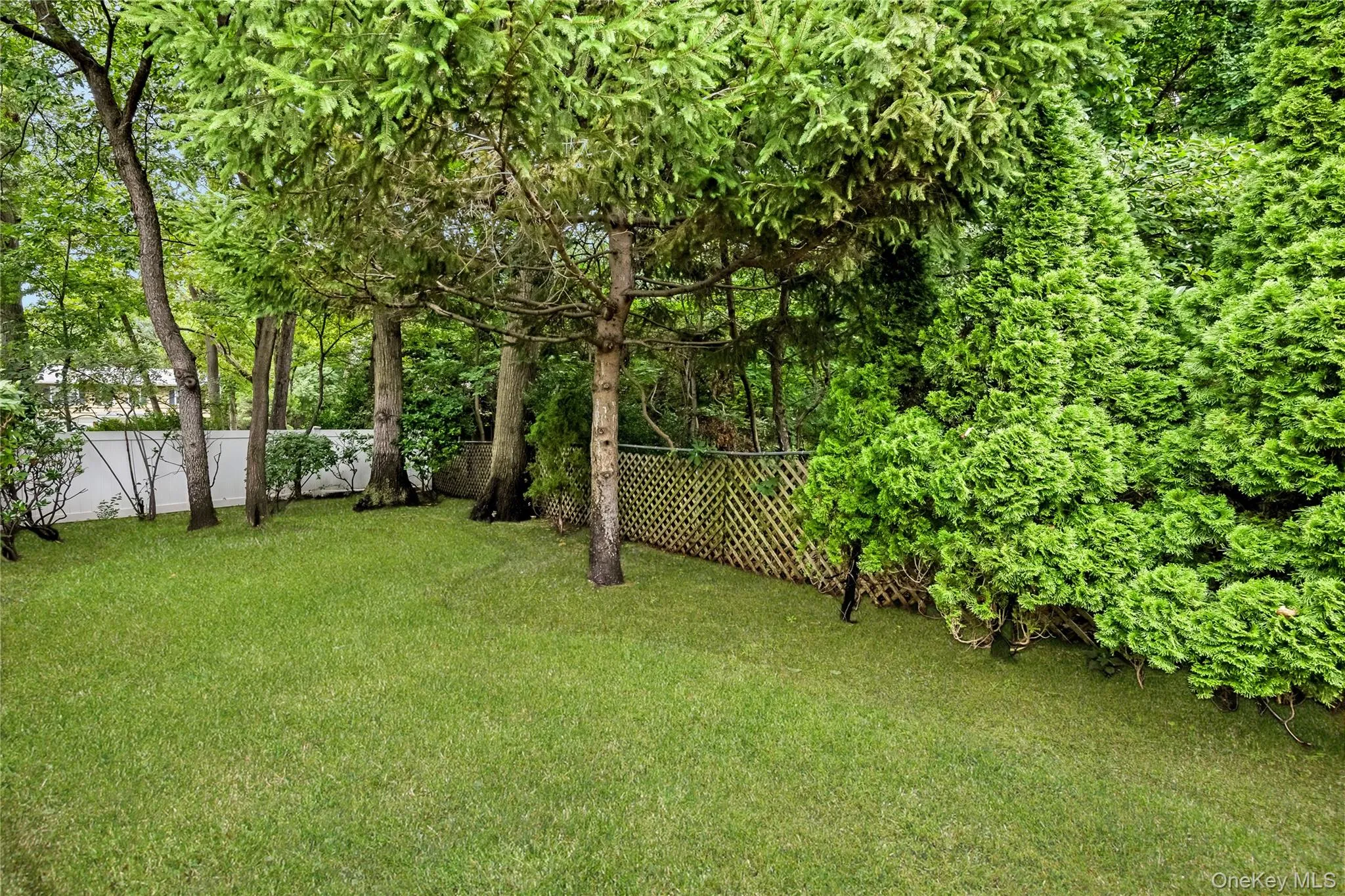 15 Melrose Lane, Smithtown, NY, 4 Bedrooms Bedrooms, 8 Rooms Rooms,2 BathroomsBathrooms,Residential,For Rent,Melrose,0,1042052 15 Melrose Lane, Smithtown, NY, 4 Bedrooms Bedrooms, 8 Rooms Rooms,2 BathroomsBathrooms,Residential,For Rent,Melrose,0,1042052