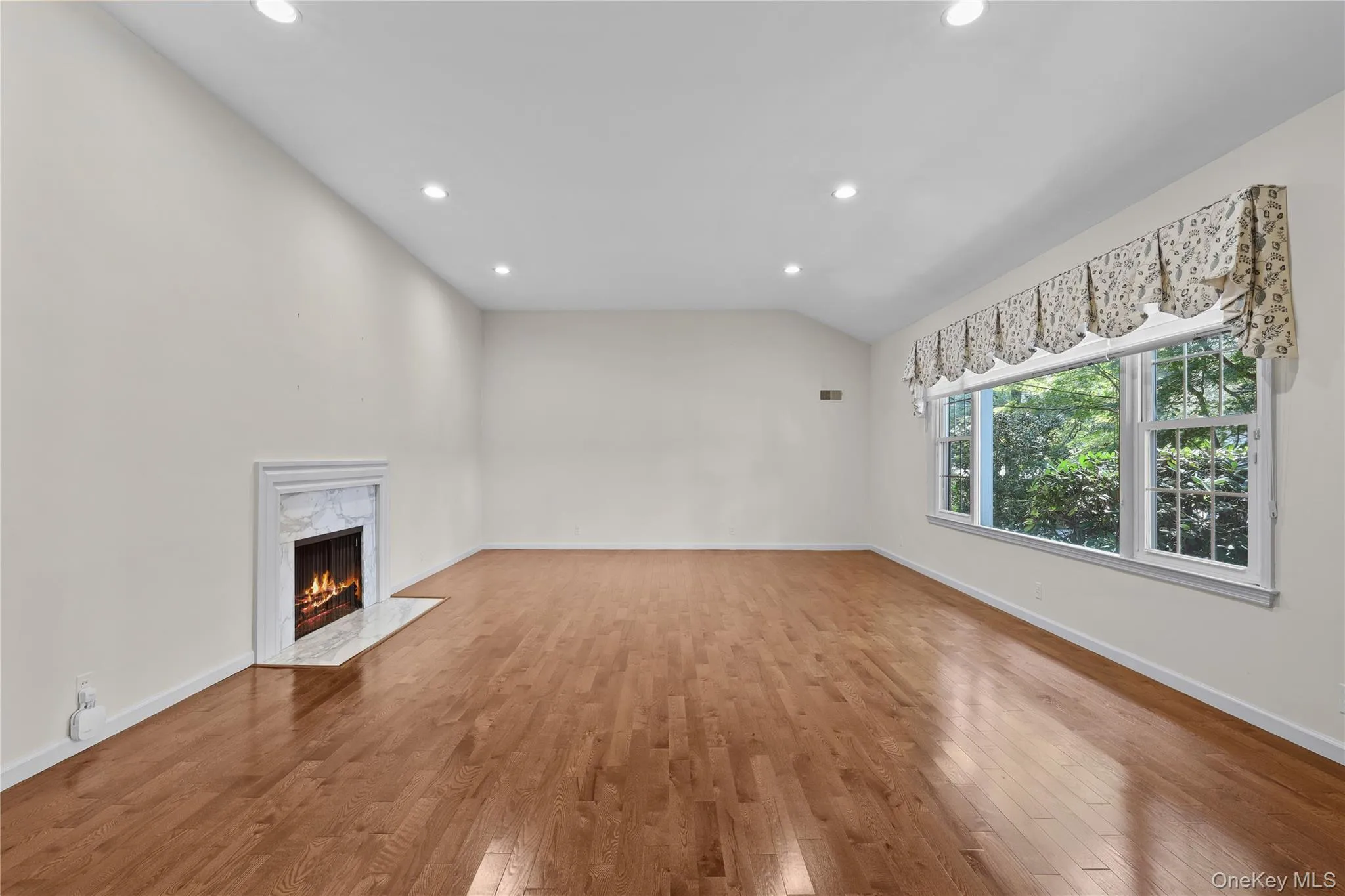 21 Iroquois Trail, Harrison, NY, 4 Bedrooms Bedrooms, 12 Rooms Rooms,3 BathroomsBathrooms,Residential,For Rent,Iroquois,0,1042053 21 Iroquois Trail, Harrison, NY, 4 Bedrooms Bedrooms, 12 Rooms Rooms,3 BathroomsBathrooms,Residential,For Rent,Iroquois,0,1042053