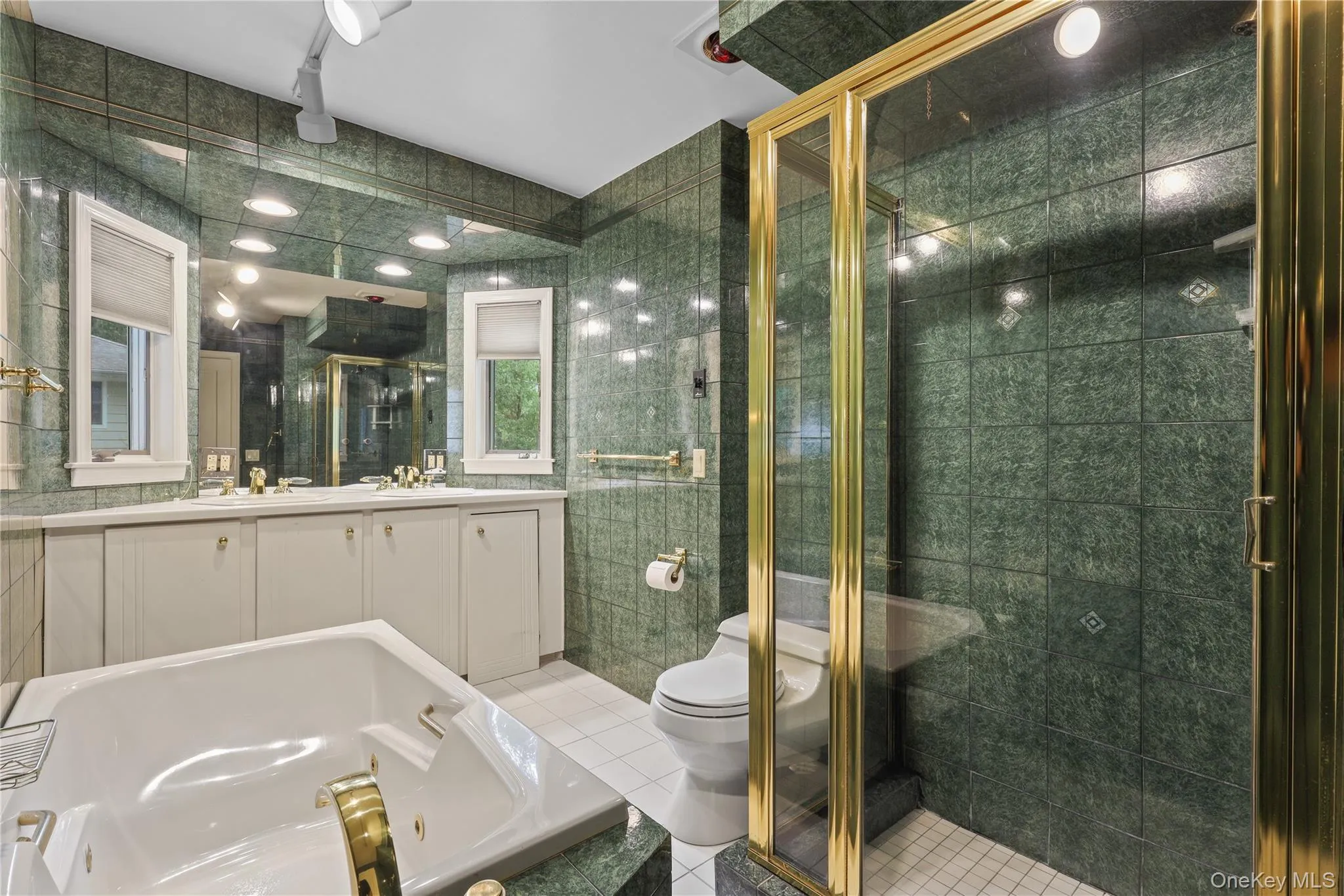 21 Iroquois Trail, Harrison, NY, 4 Bedrooms Bedrooms, 12 Rooms Rooms,3 BathroomsBathrooms,Residential,For Rent,Iroquois,0,1042053 21 Iroquois Trail, Harrison, NY, 4 Bedrooms Bedrooms, 12 Rooms Rooms,3 BathroomsBathrooms,Residential,For Rent,Iroquois,0,1042053