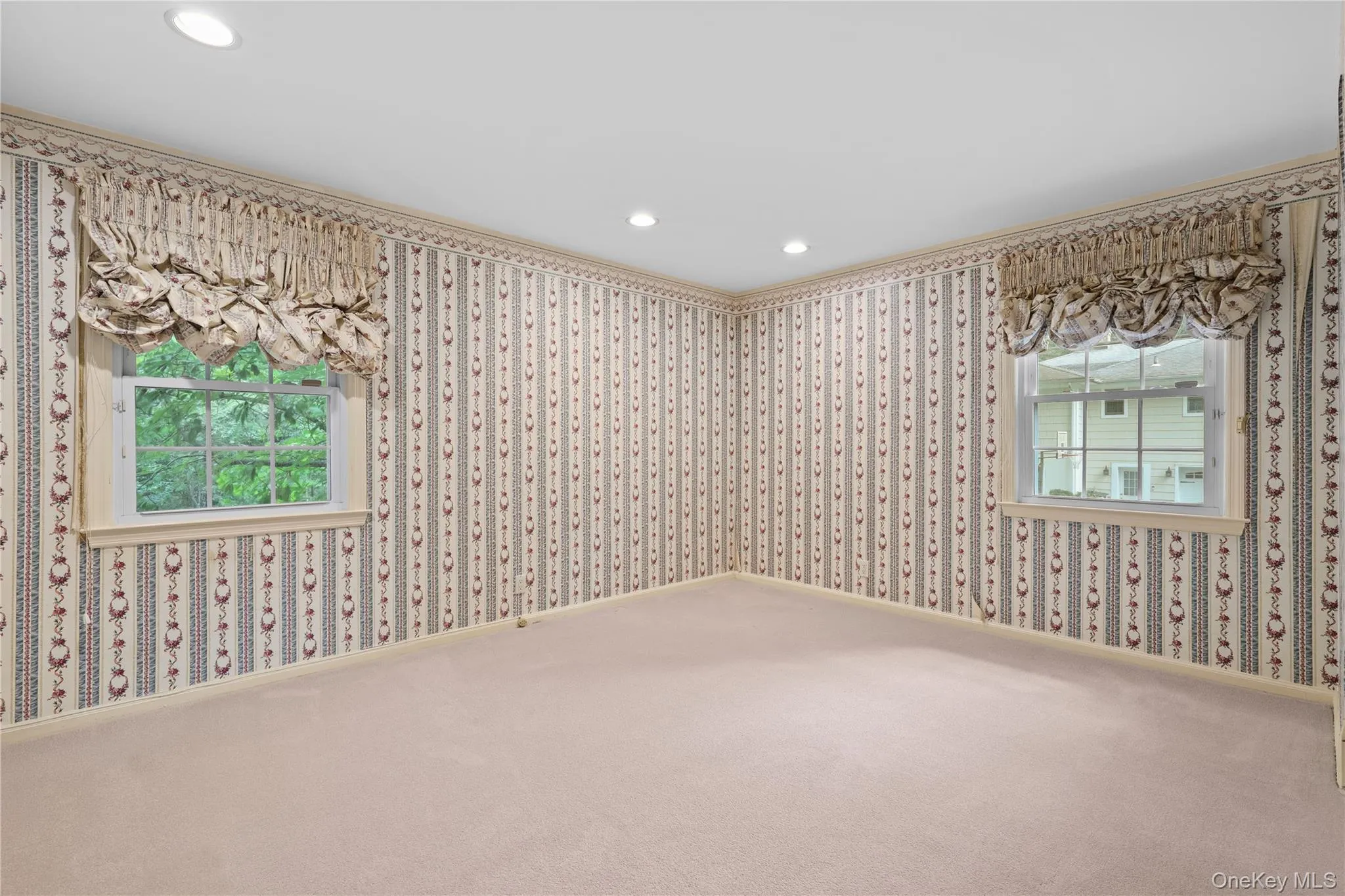 21 Iroquois Trail, Harrison, NY, 4 Bedrooms Bedrooms, 12 Rooms Rooms,3 BathroomsBathrooms,Residential,For Rent,Iroquois,0,1042053 21 Iroquois Trail, Harrison, NY, 4 Bedrooms Bedrooms, 12 Rooms Rooms,3 BathroomsBathrooms,Residential,For Rent,Iroquois,0,1042053