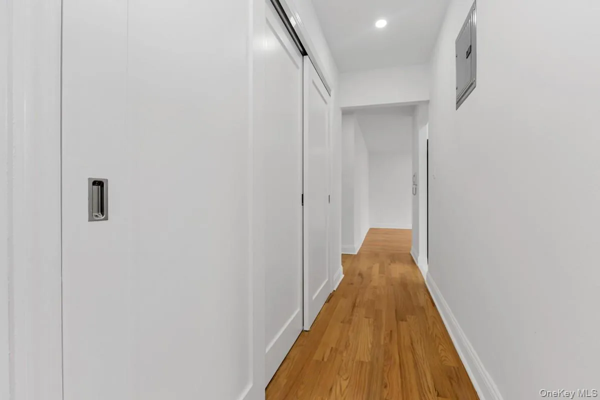 66-33 Yellowstone Boulevard, New York, NY, 1 Bedroom Bedrooms, 3 Rooms Rooms,1 BathroomBathrooms,Residential,For Rent,Yellowstone,0,1042054 66-33 Yellowstone Boulevard, New York, NY, 1 Bedroom Bedrooms, 3 Rooms Rooms,1 BathroomBathrooms,Residential,For Rent,Yellowstone,0,1042054